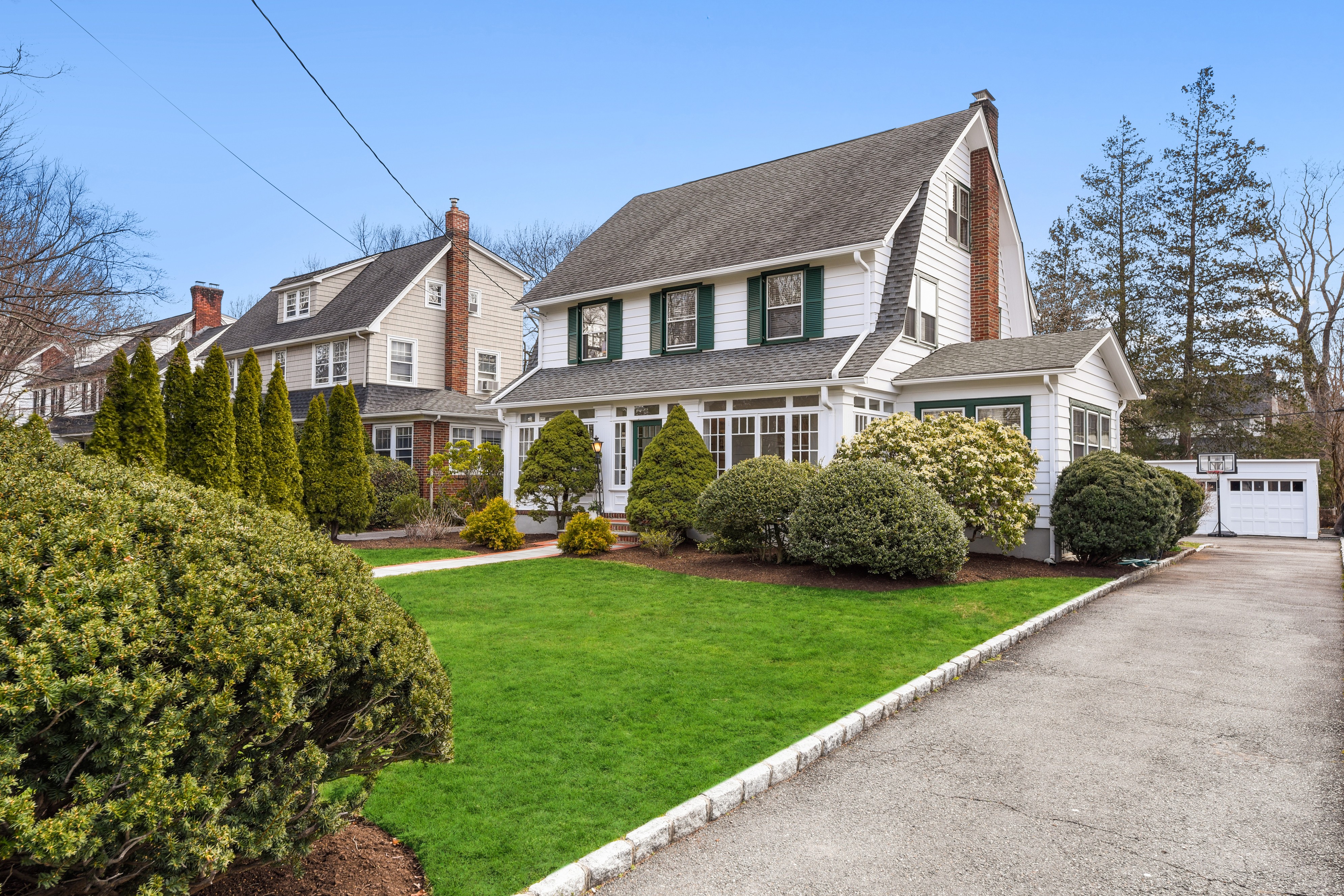 99 Essex Avenue
