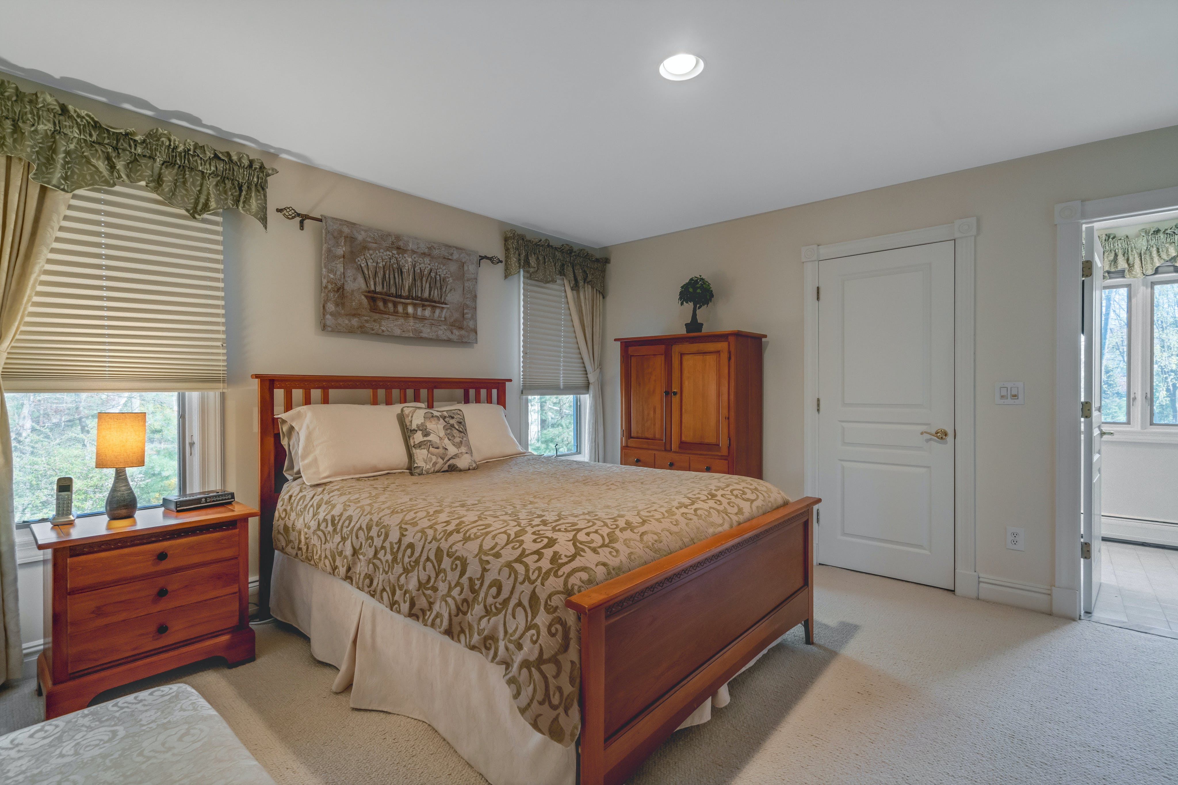 2 Willow Hill
