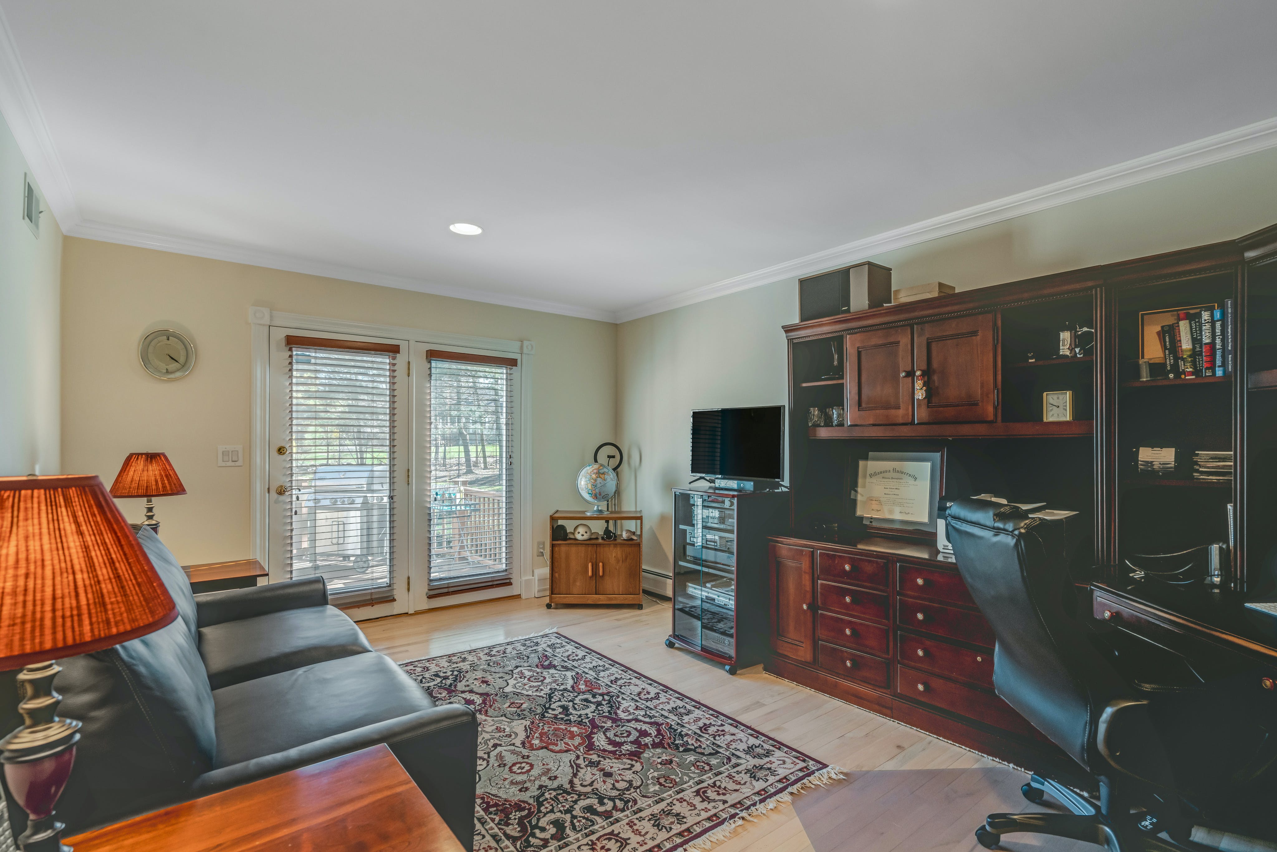 2 Willow Hill