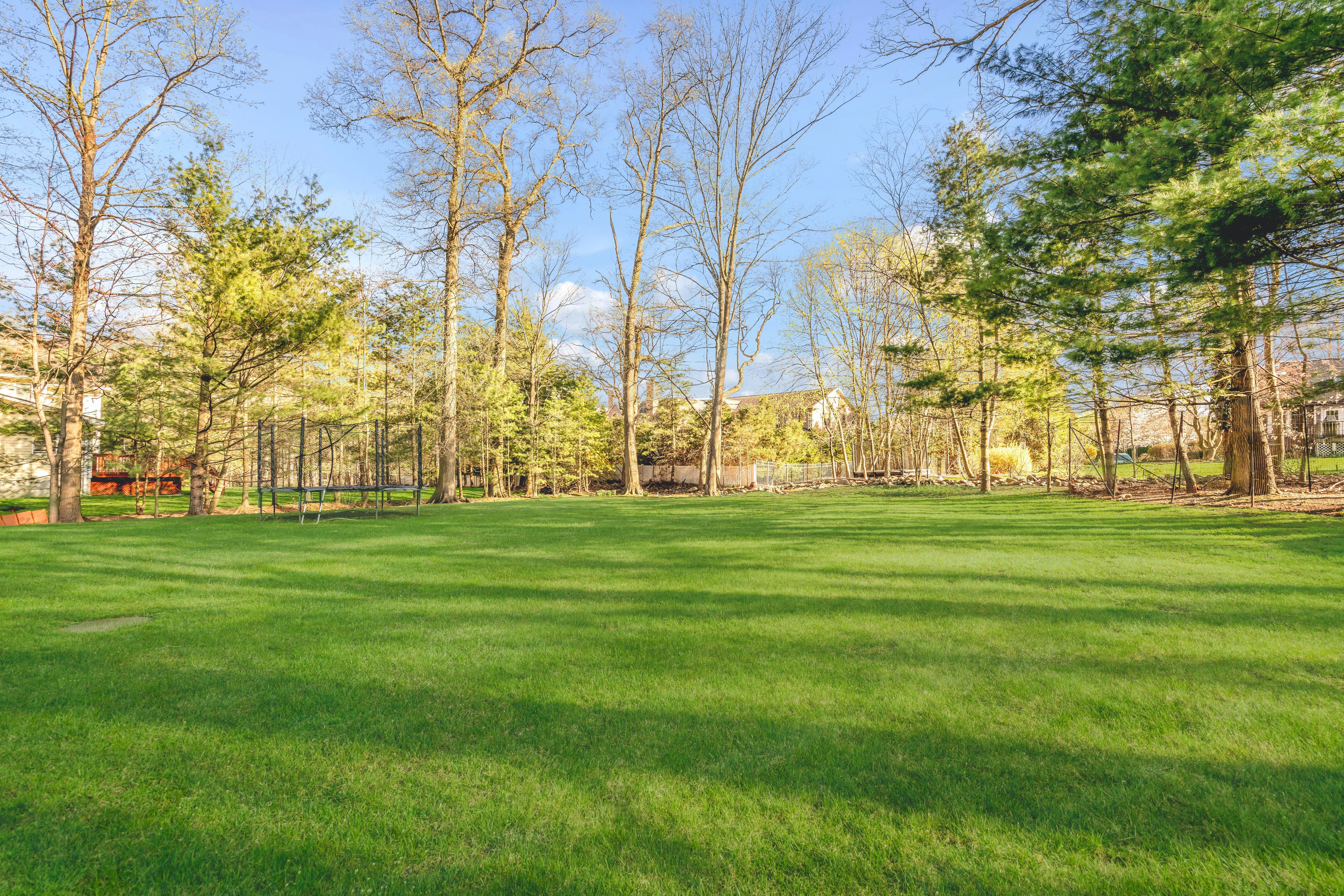 2 Willow Hill