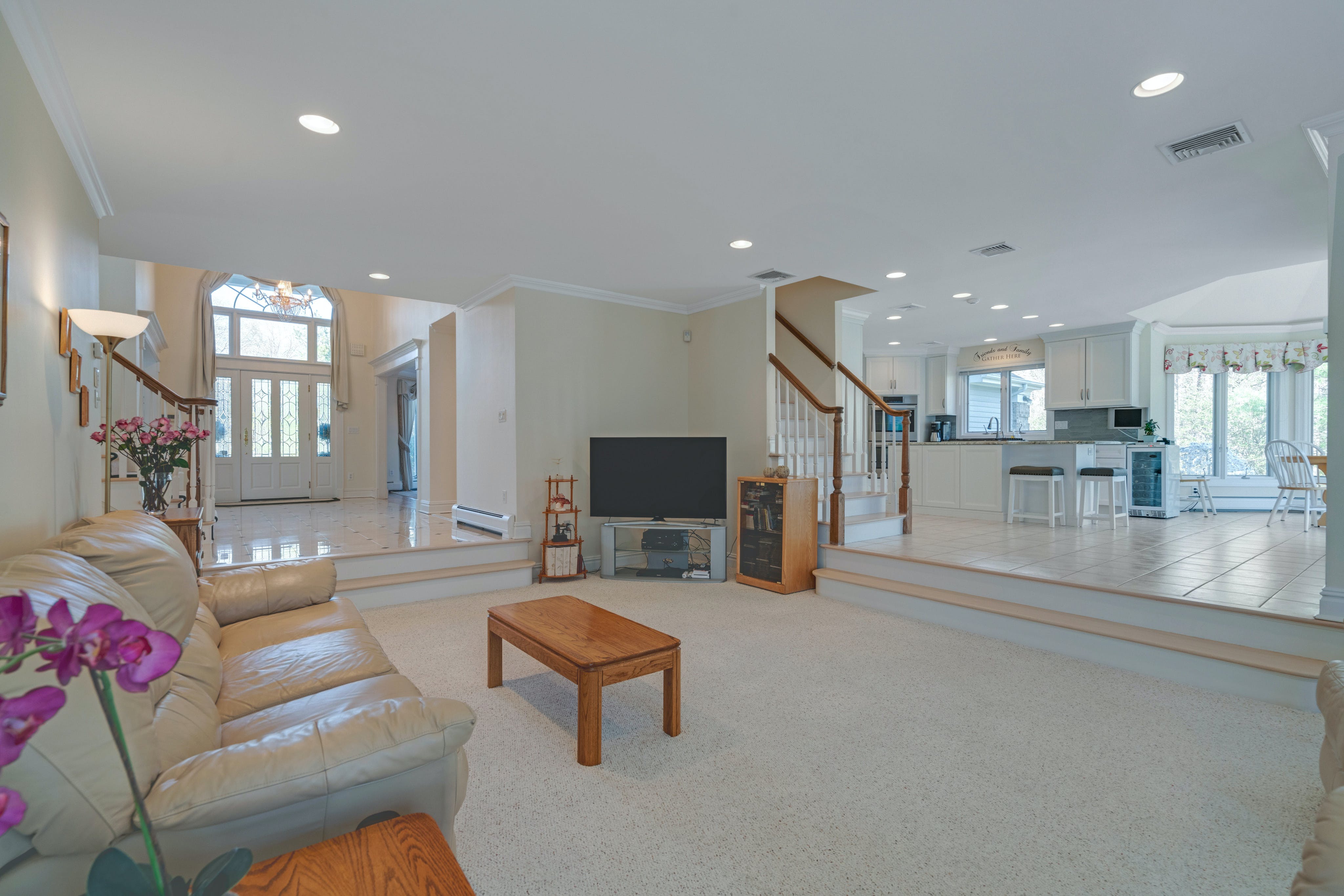 2 Willow Hill