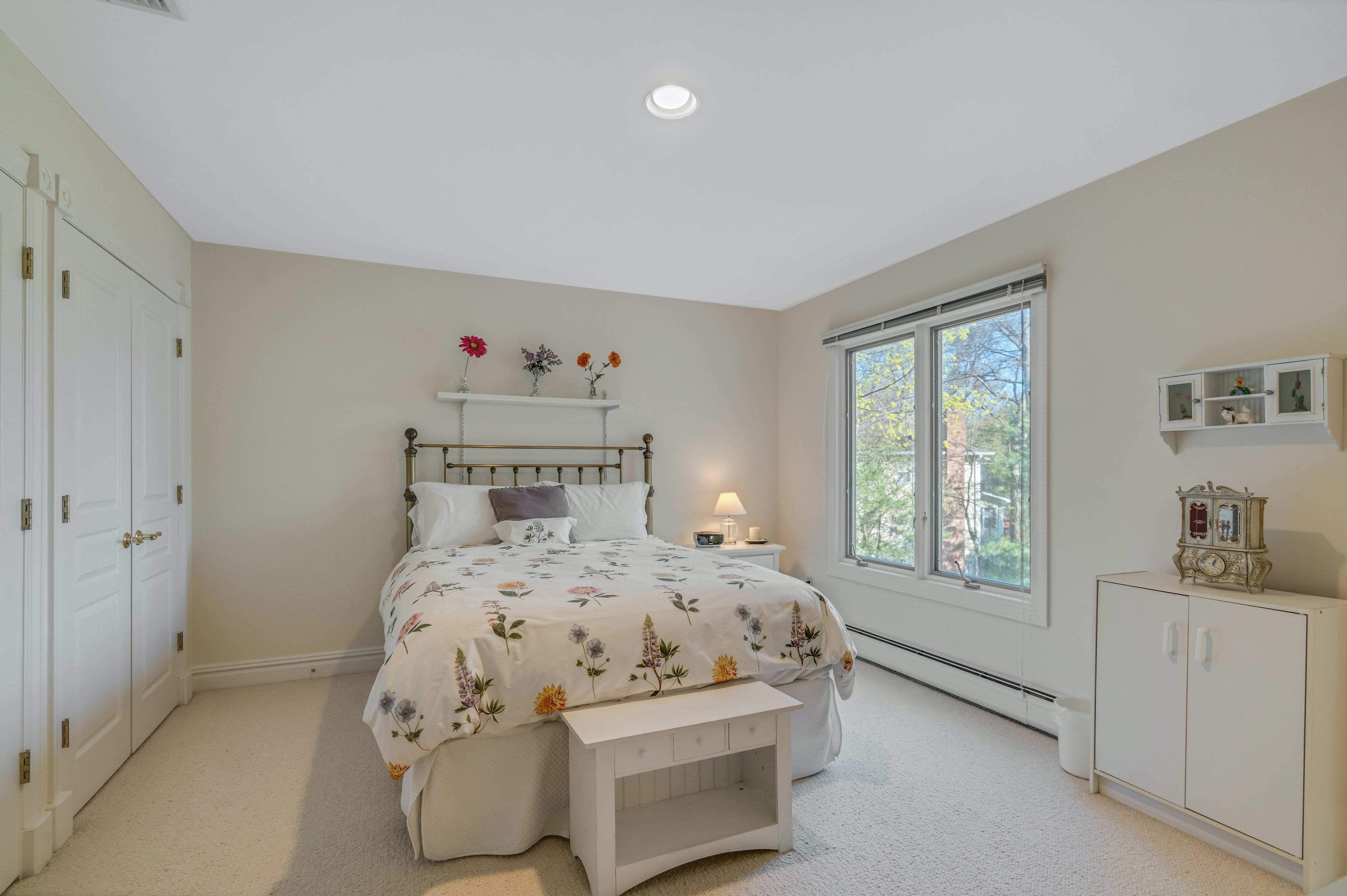 2 Willow Hill