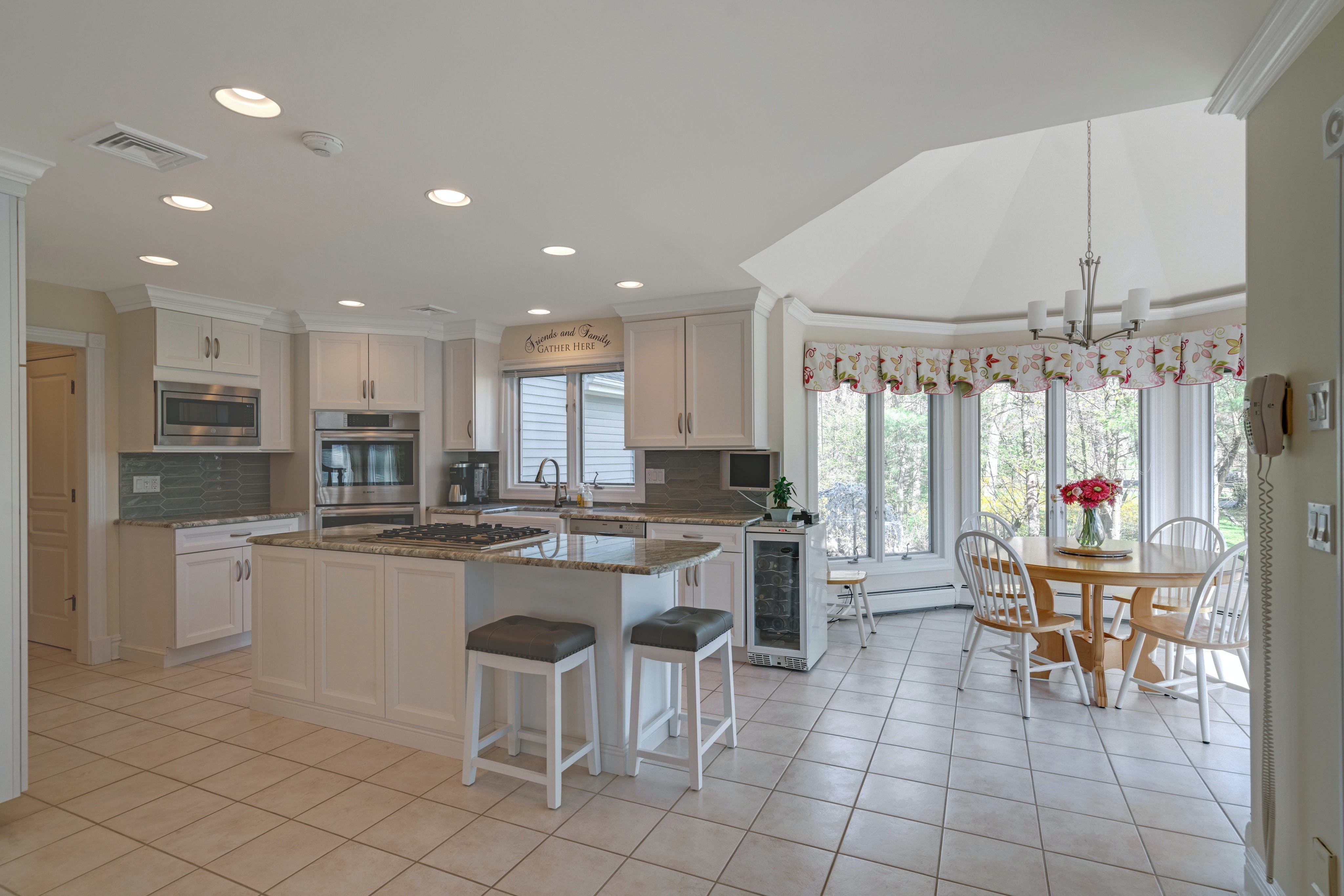 2 Willow Hill