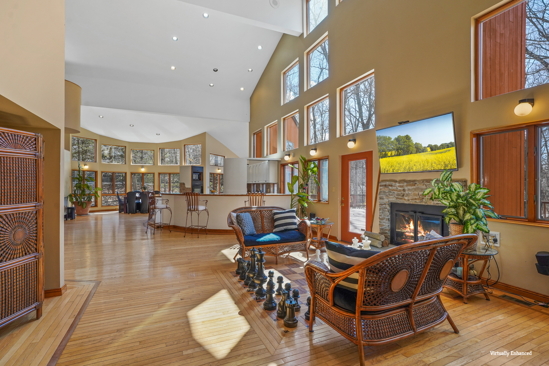 821 Lenel Lane