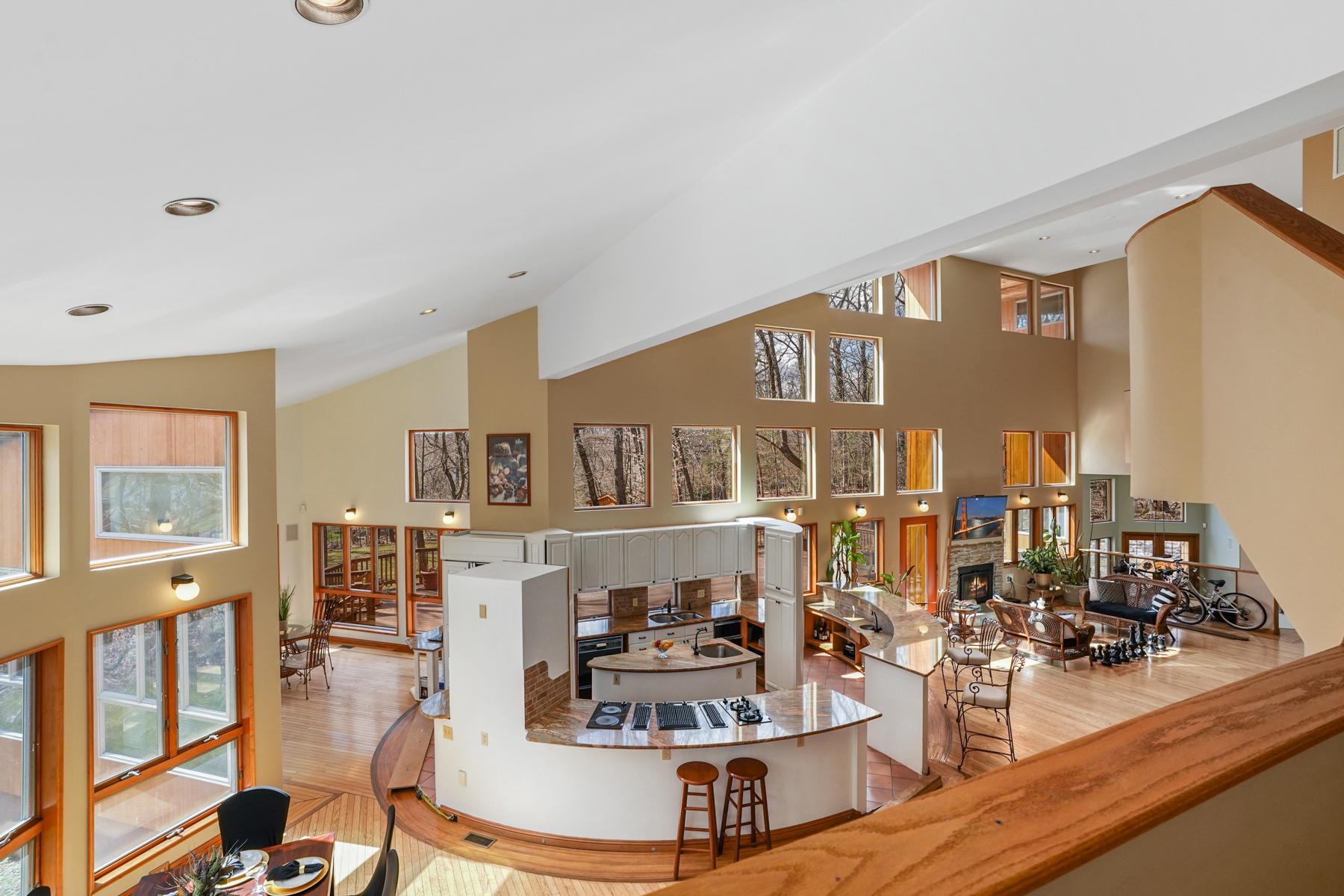 821 Lenel Lane