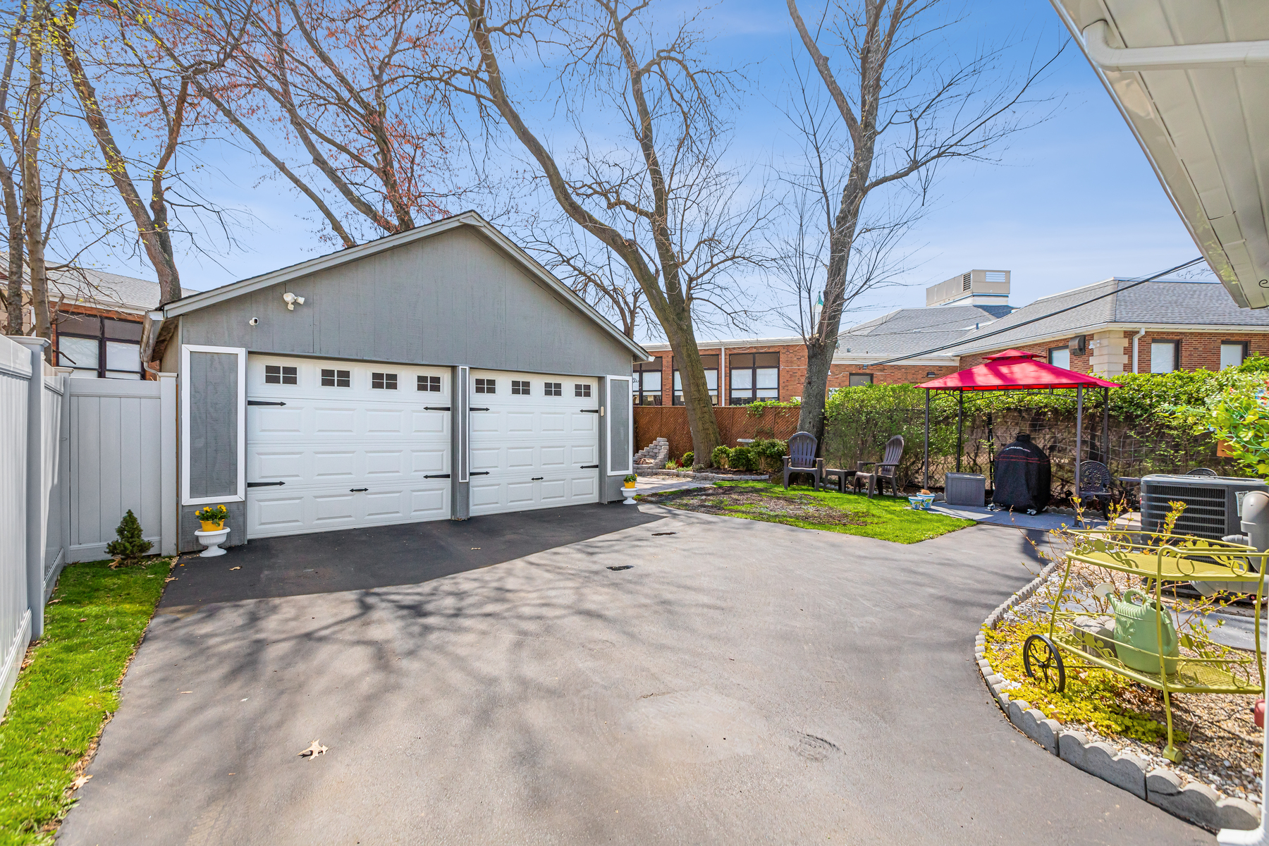 32 Intervale Road
