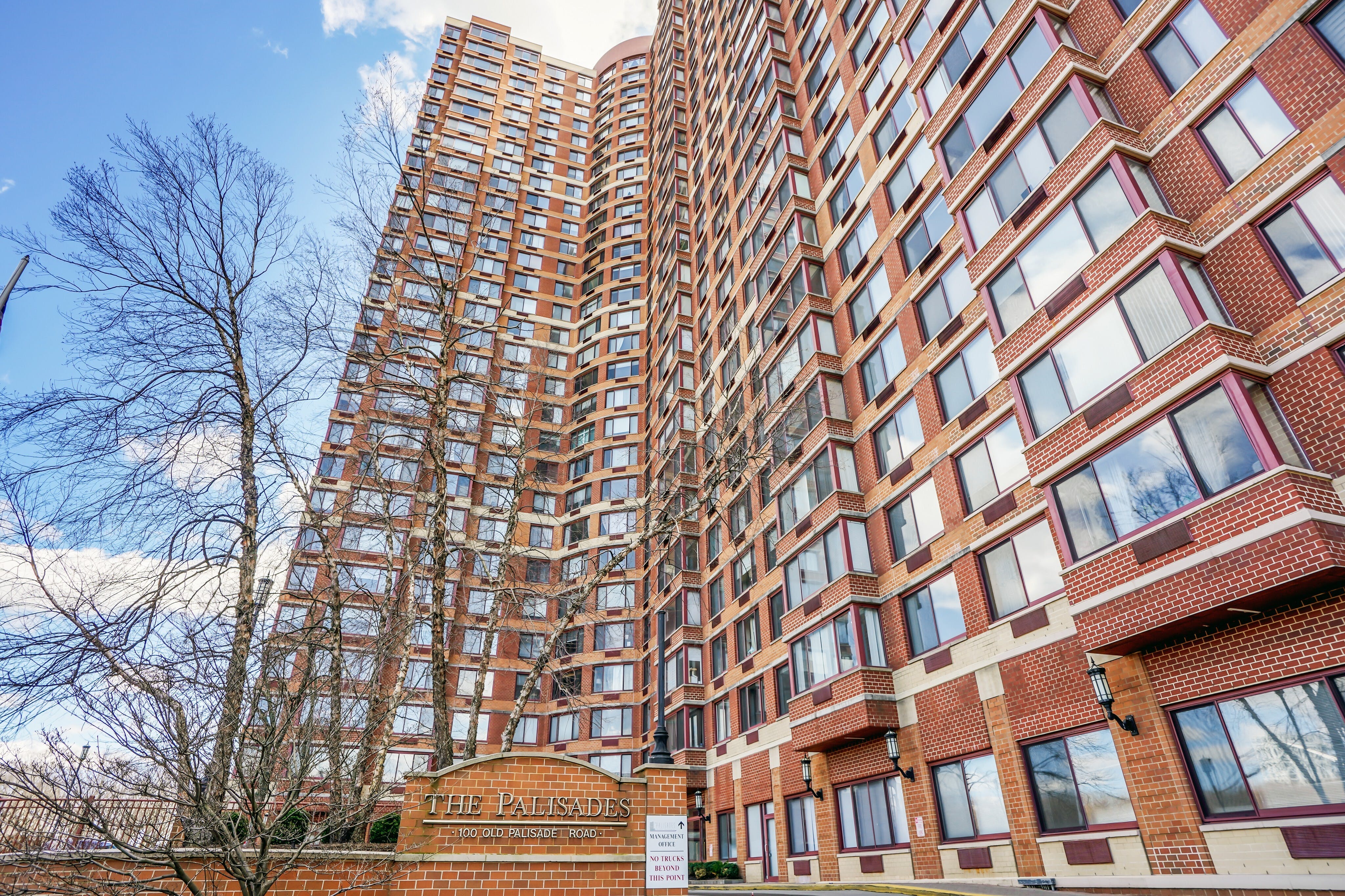 100 Old Palisade Road #4002