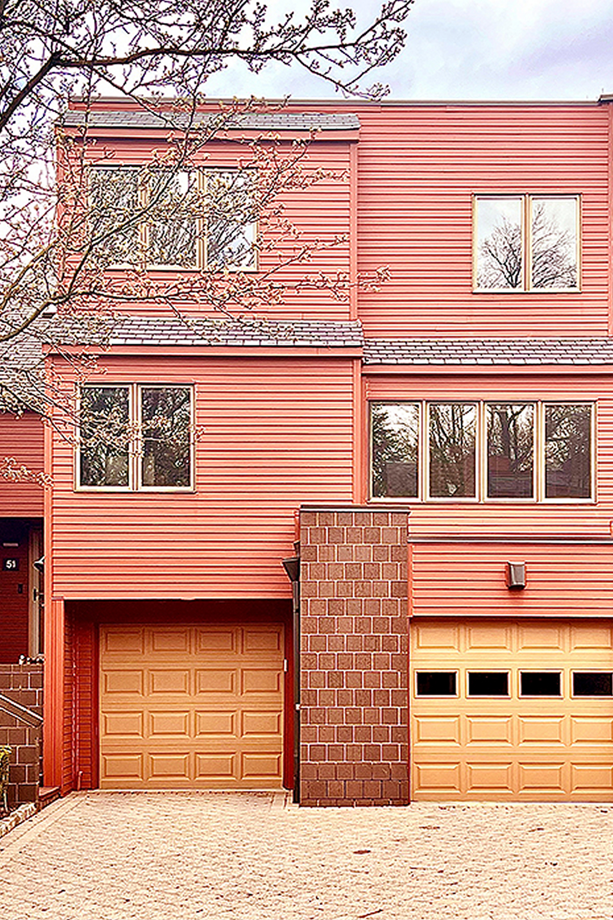 51 Hidden Ledge Rd