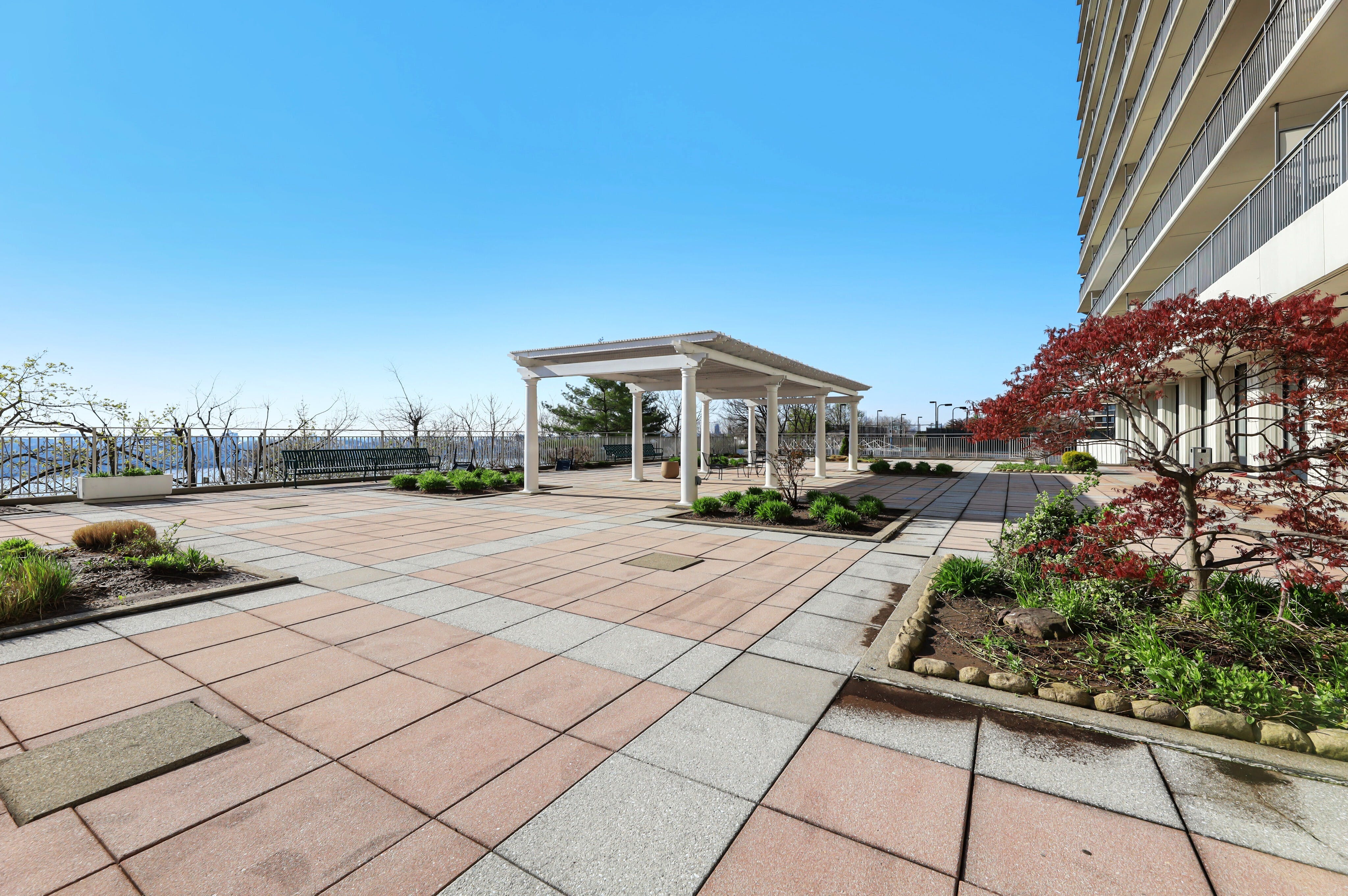 1530 Palisade #15E