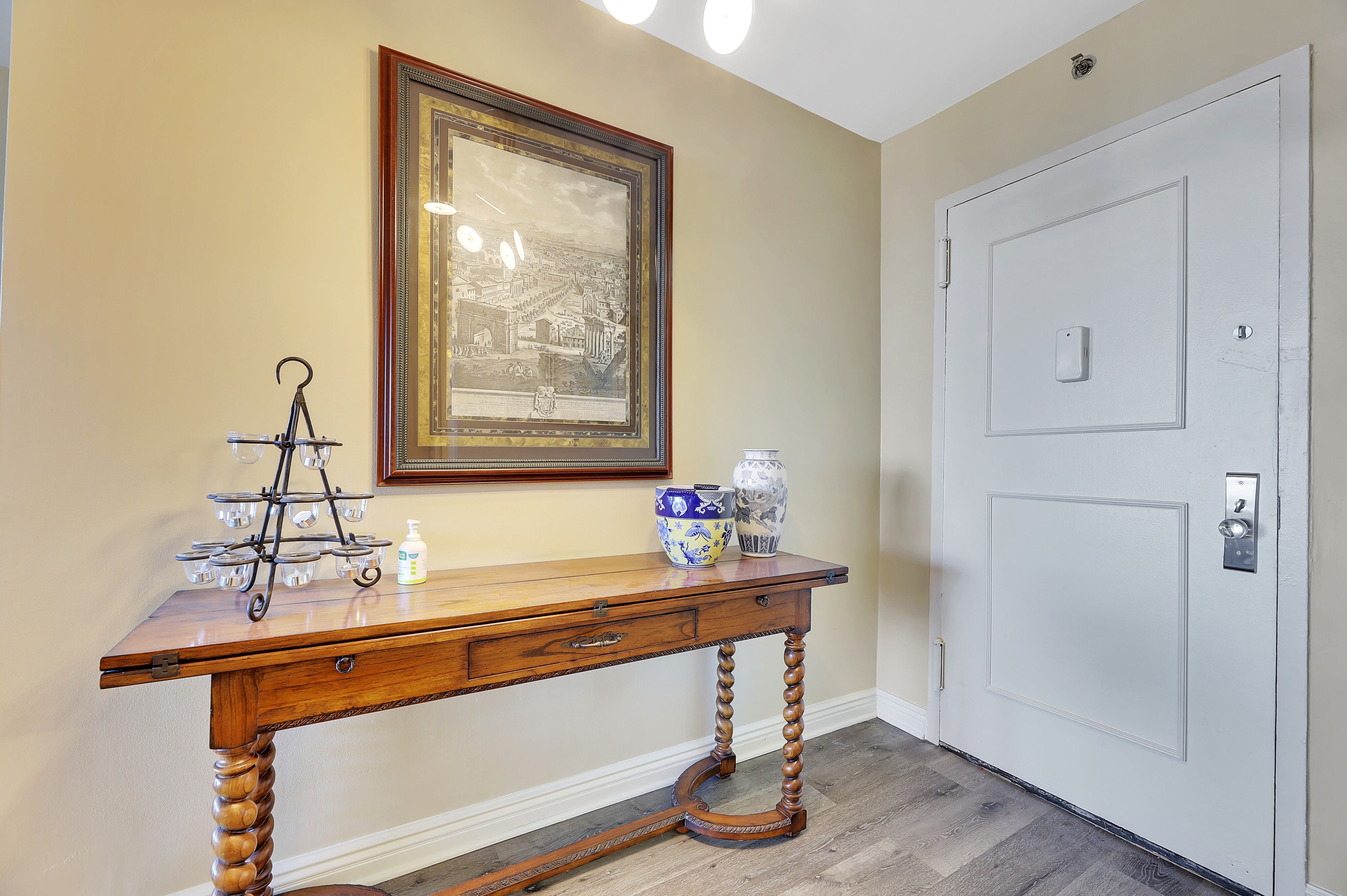 1530 Palisade #15E