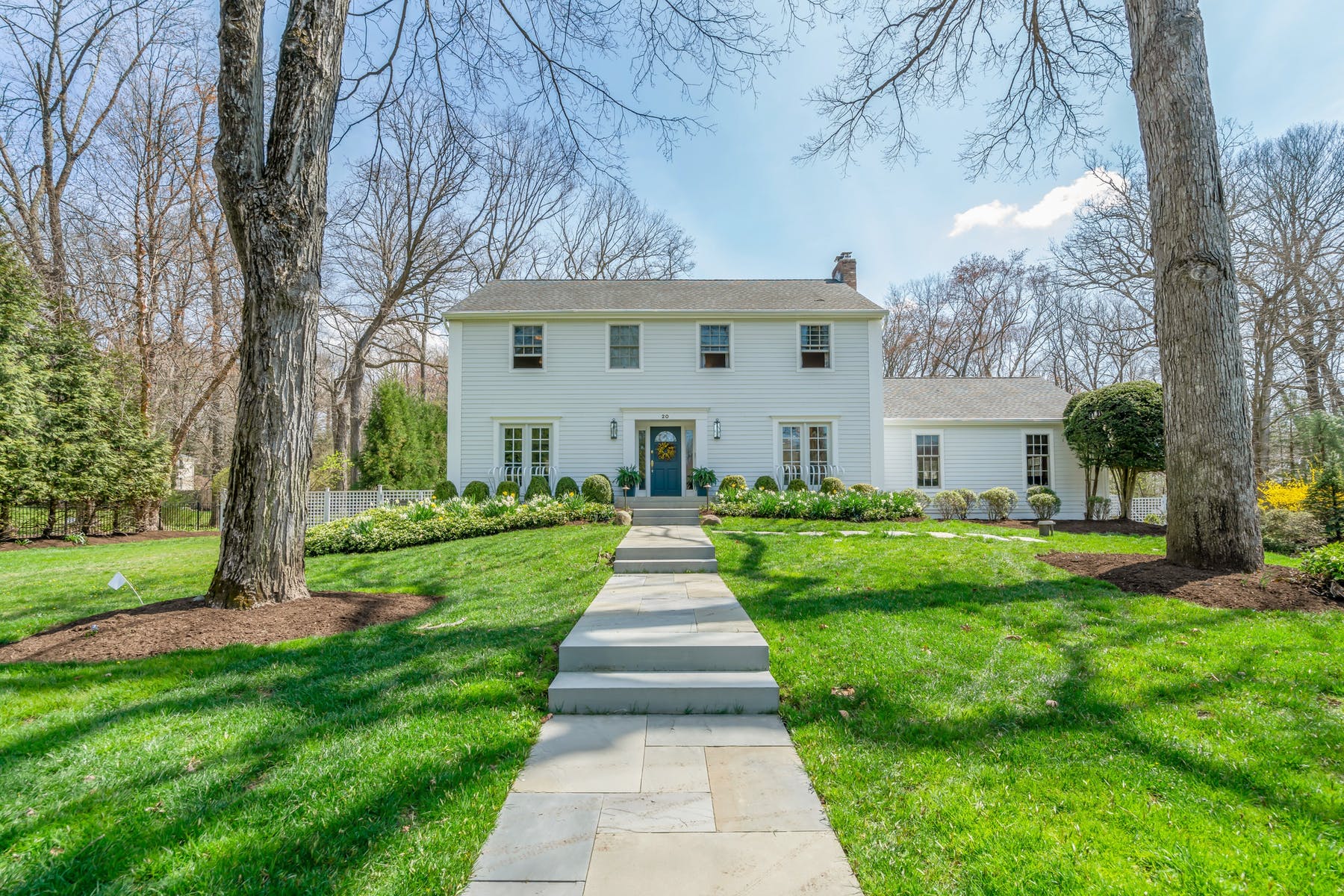 20 Anona Dr.