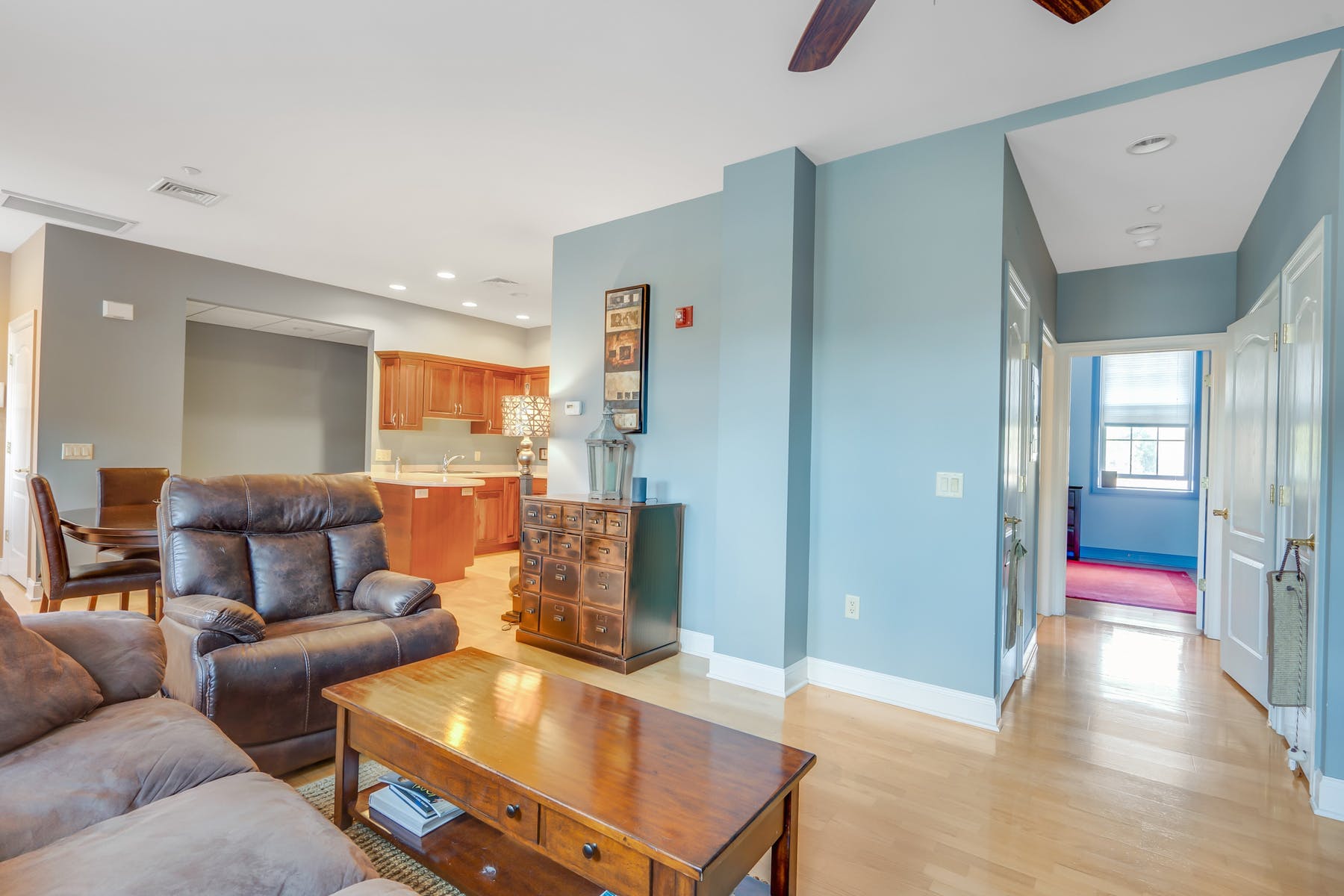 5204 Rio Vista Dr