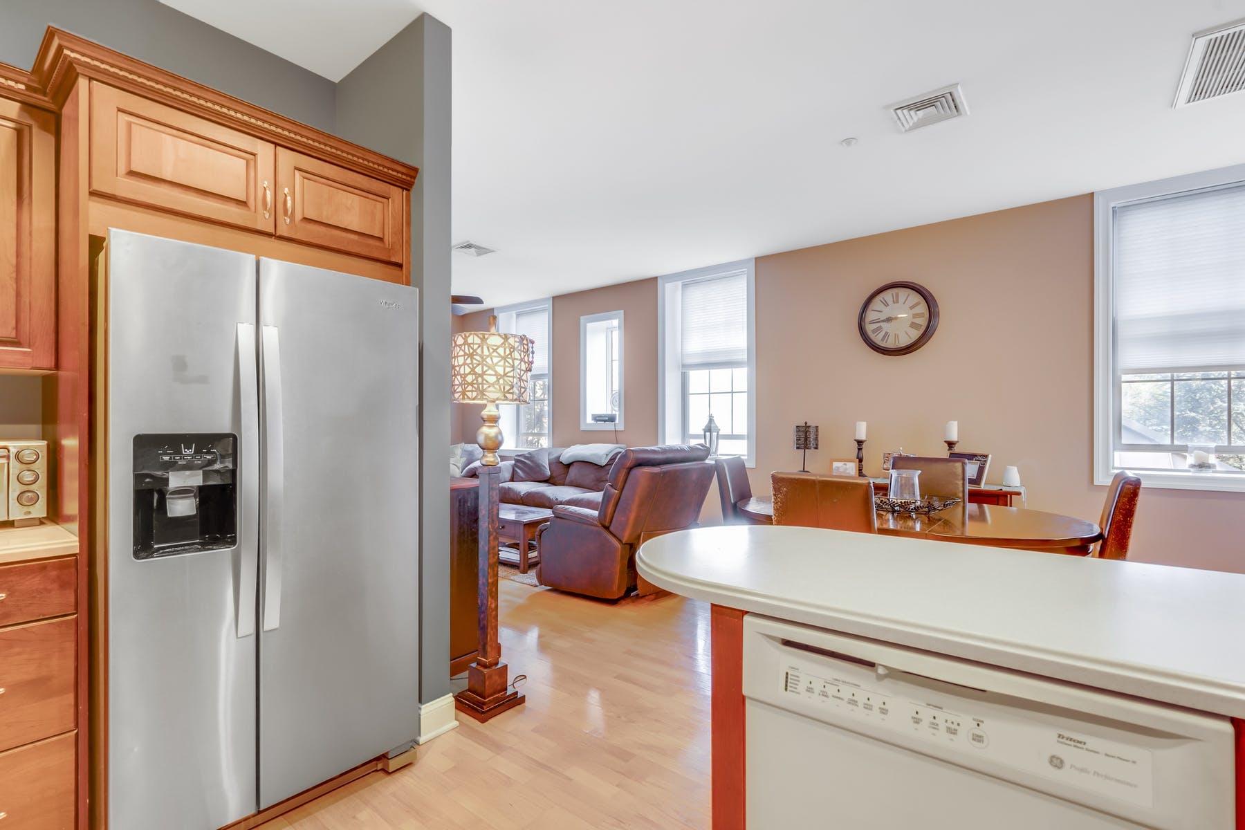 5204 Rio Vista Dr