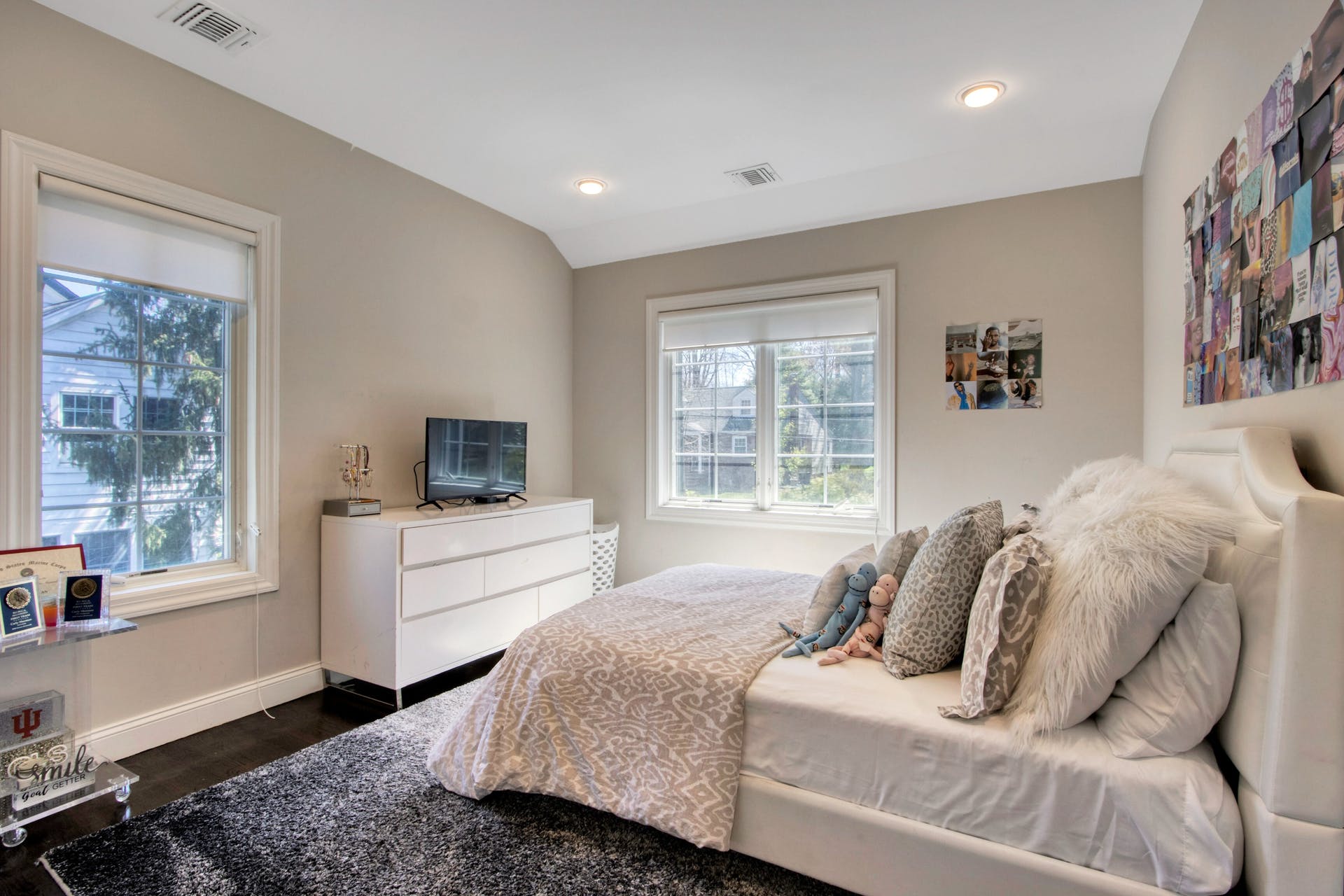 22 Sunset Rd
