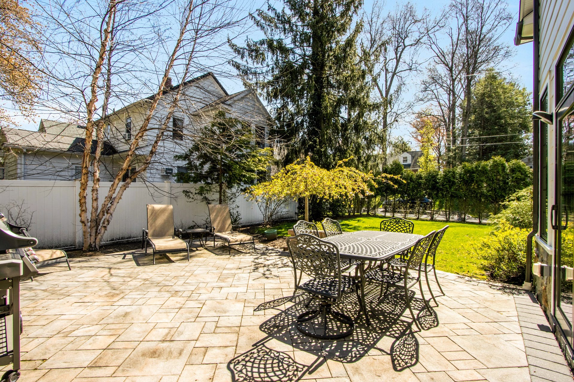 22 Sunset Rd