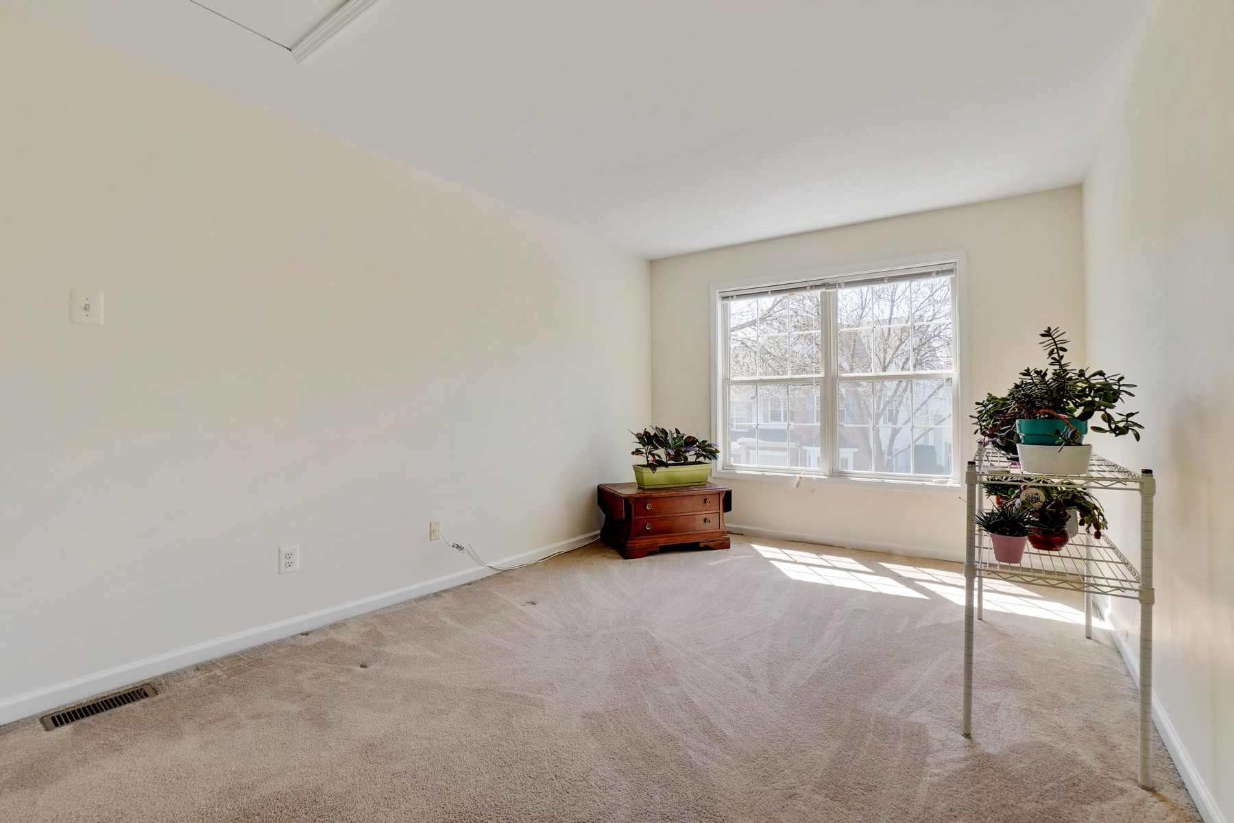 137 Stratford Drive
