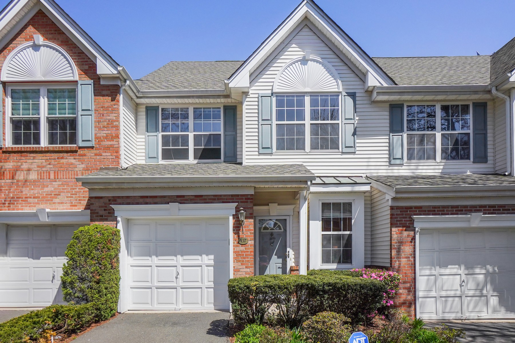137 Stratford Drive