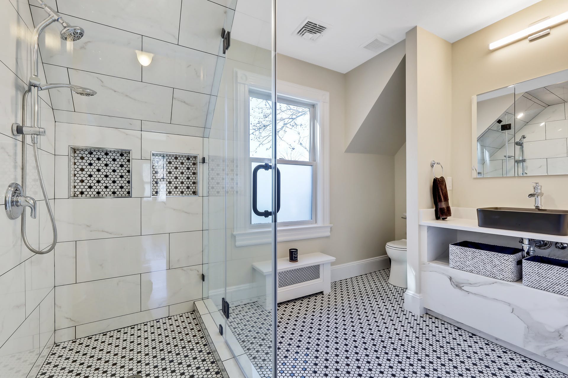 143 Newcomb Rd
