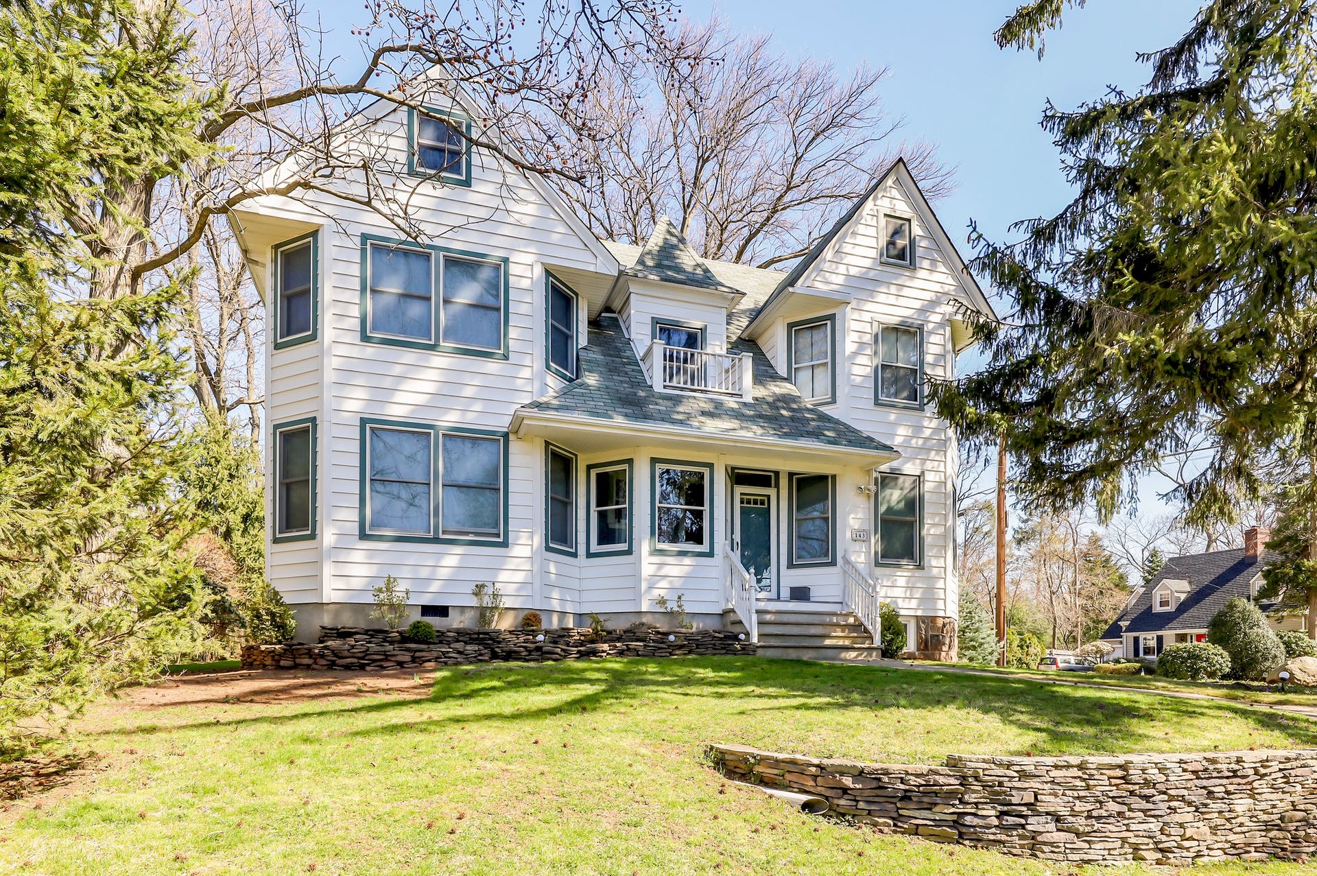 143 Newcomb Rd