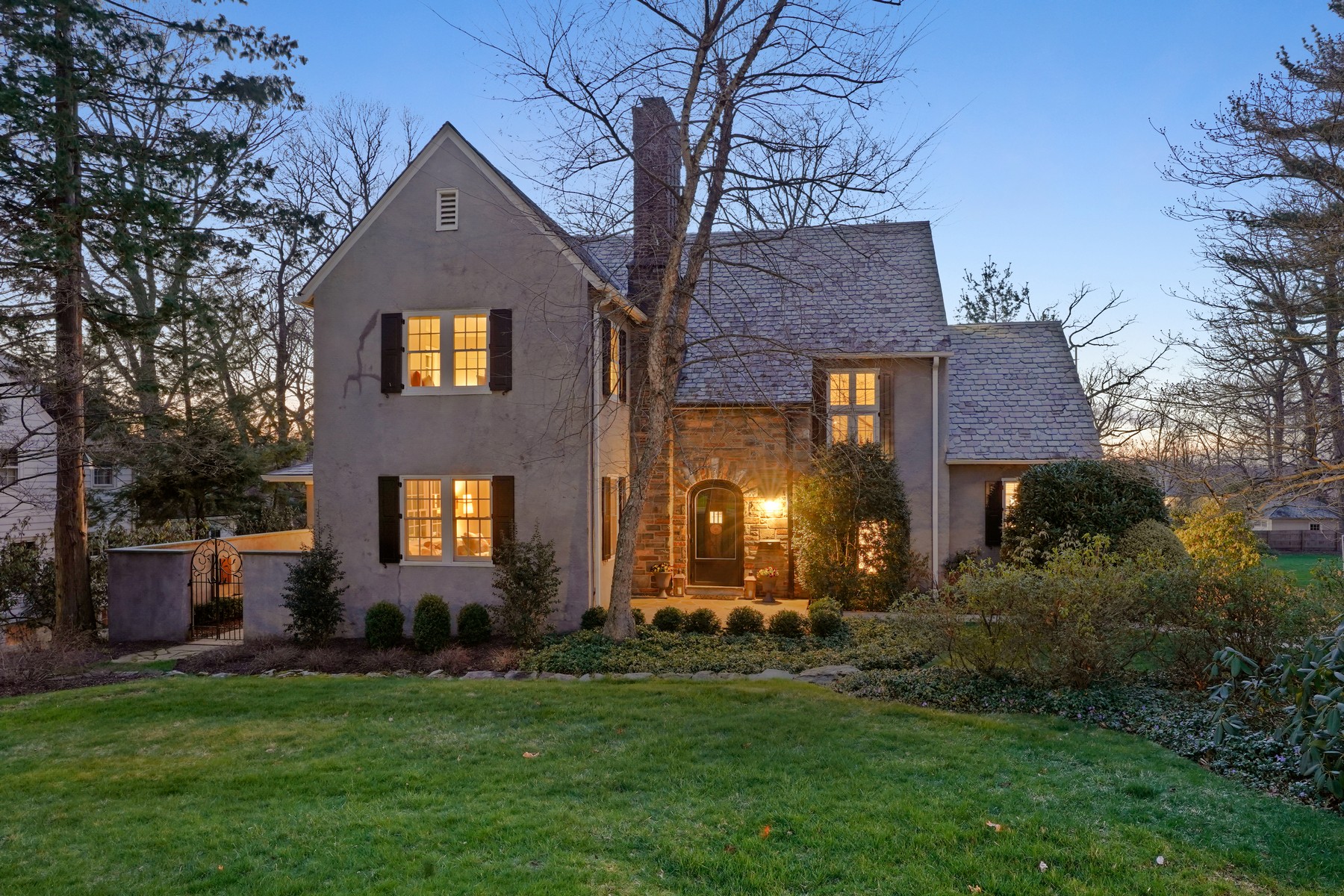 10 Belleclaire Place