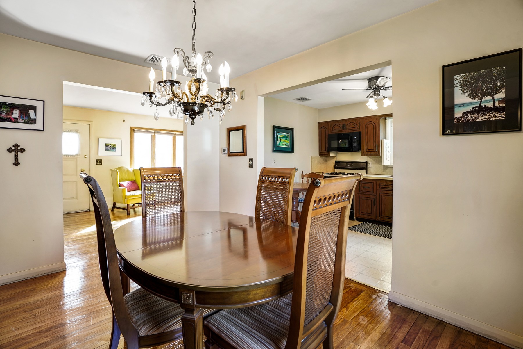 33 Knox Place
