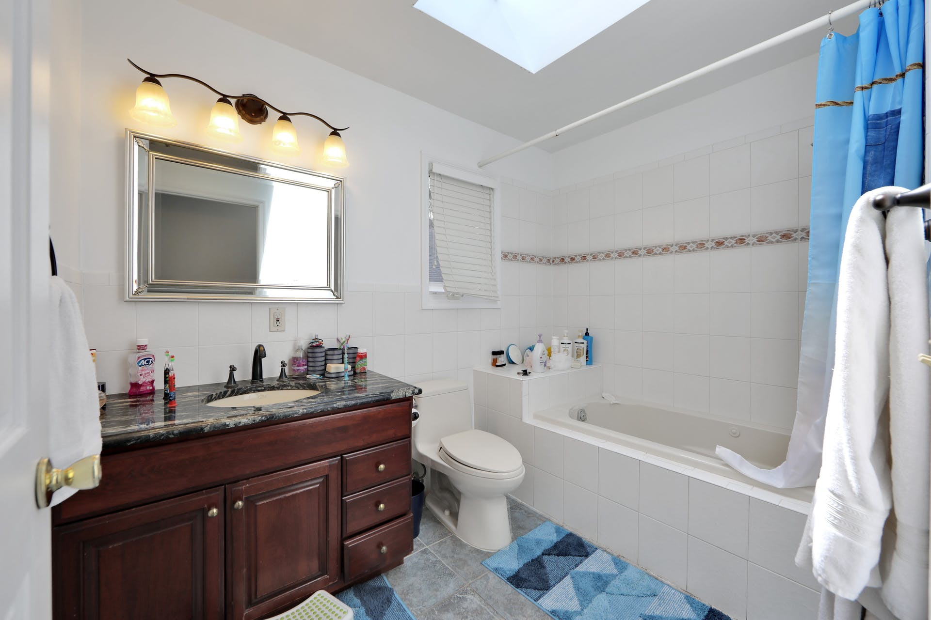 240 Van Nostrand Ave
