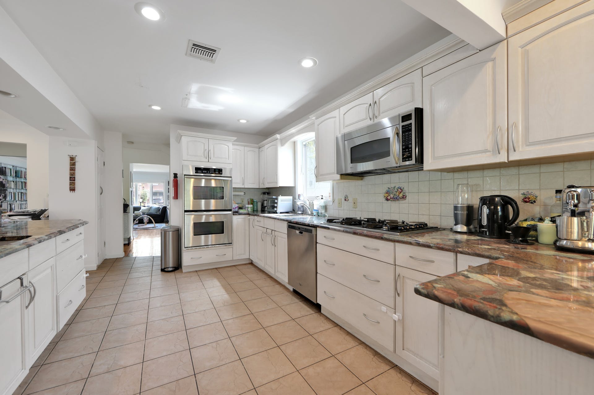 240 Van Nostrand Ave