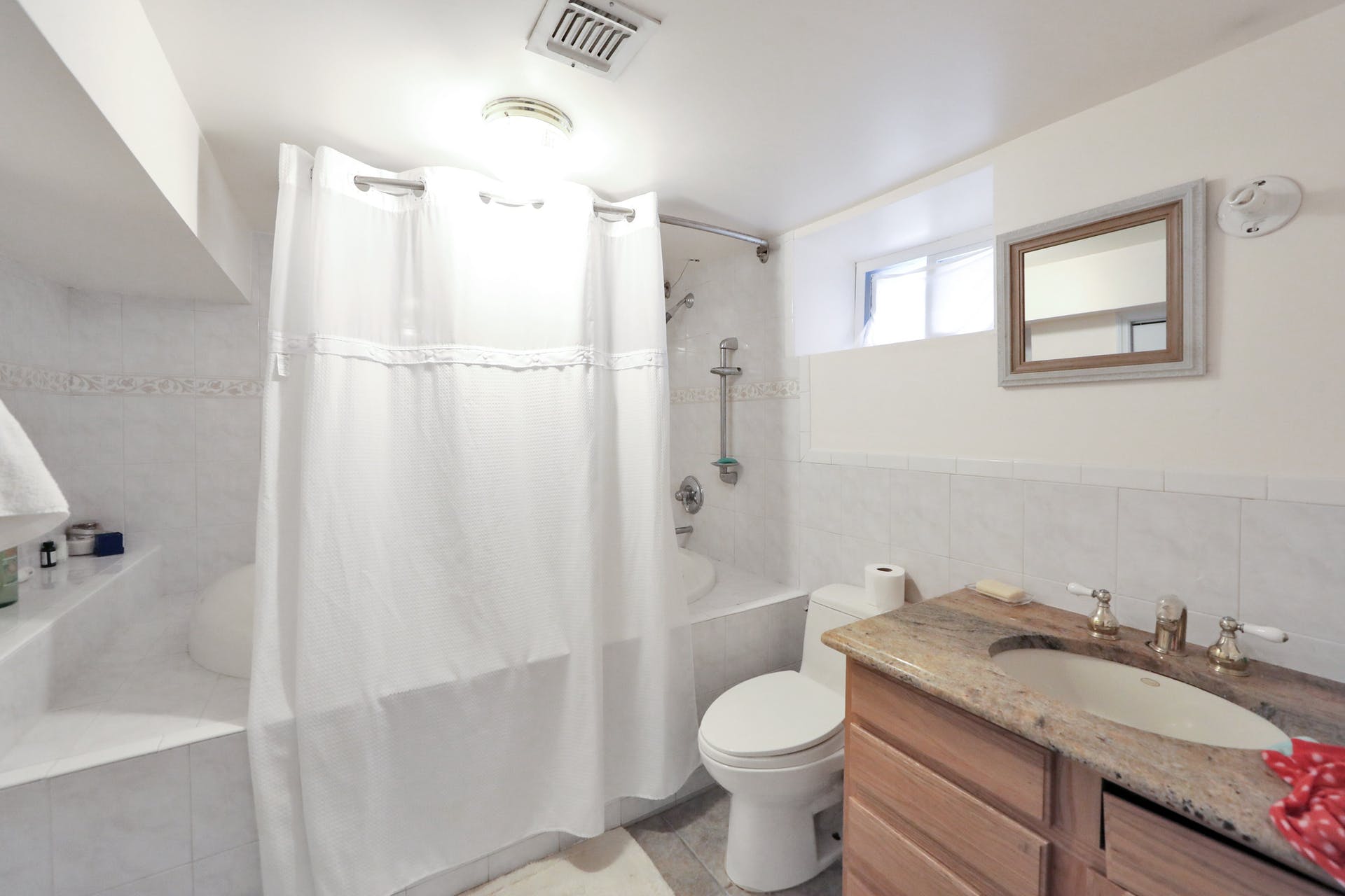 240 Van Nostrand Ave