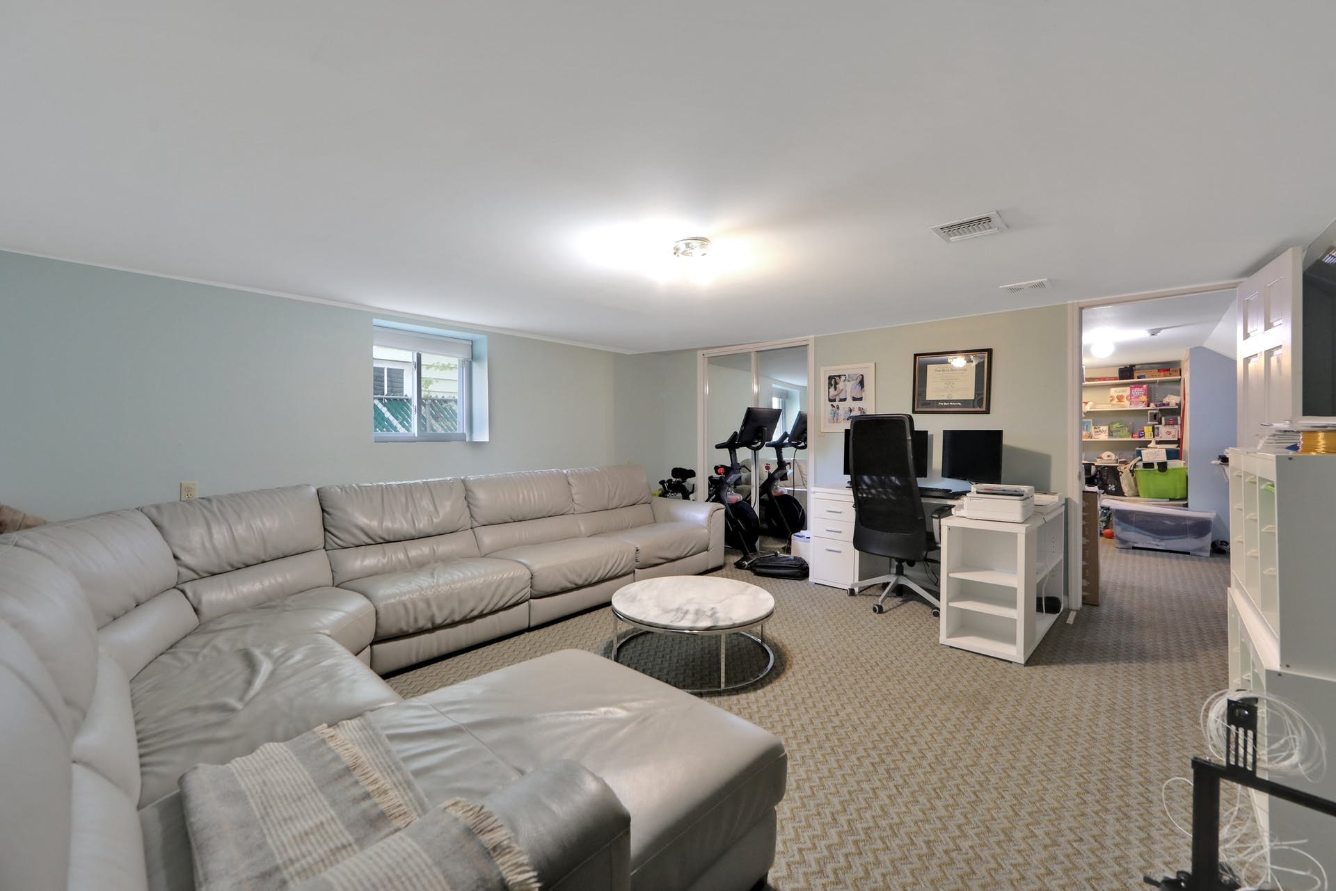240 Van Nostrand Ave