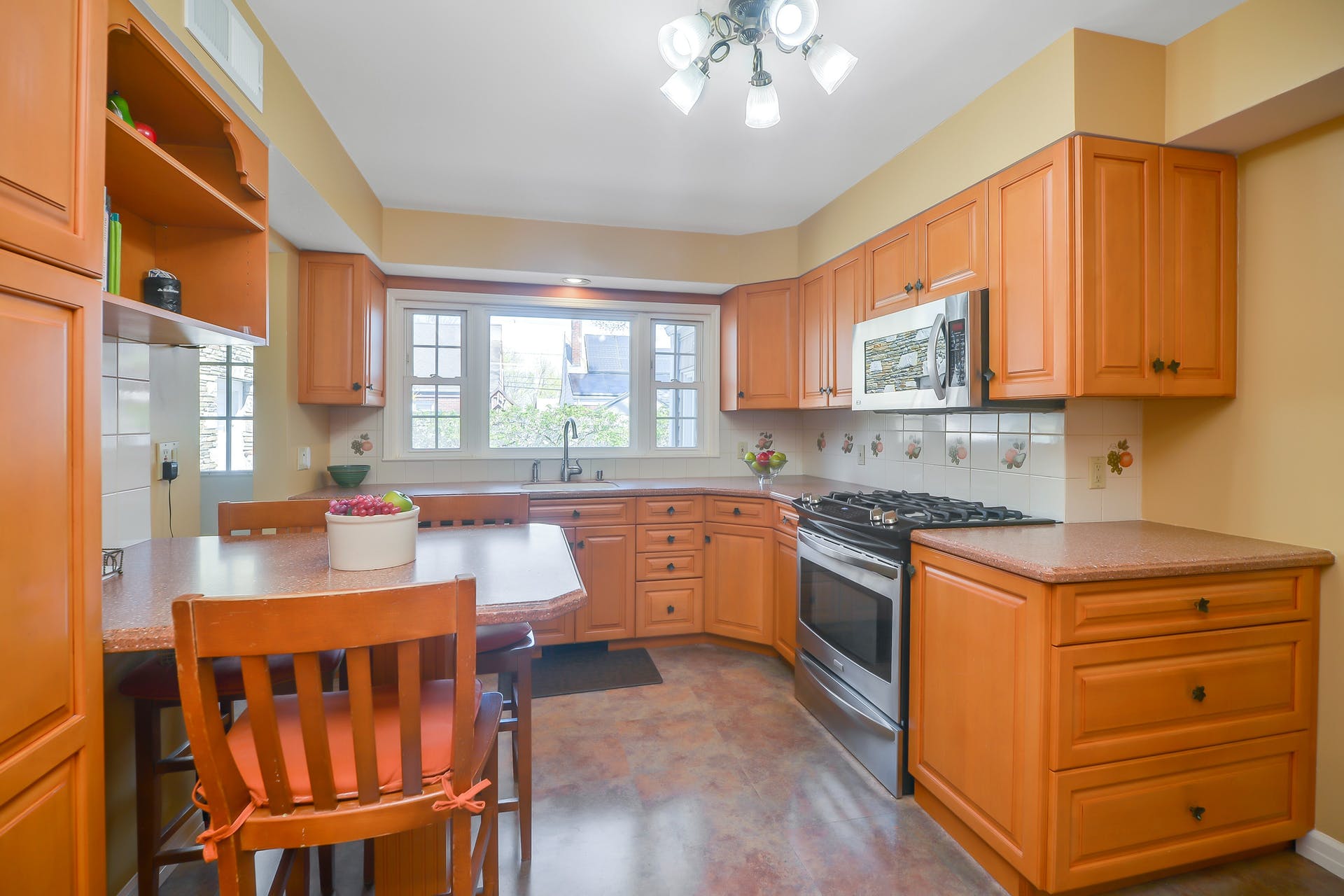 2-31 Summit Avenue