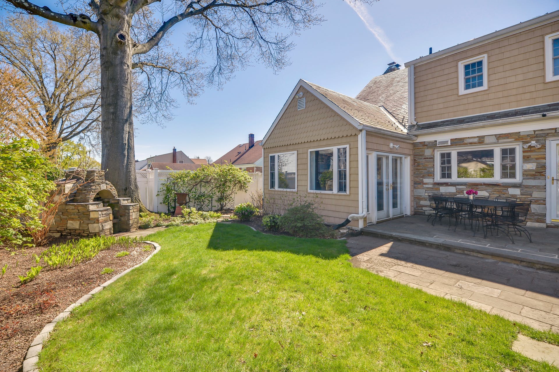 2-31 Summit Avenue