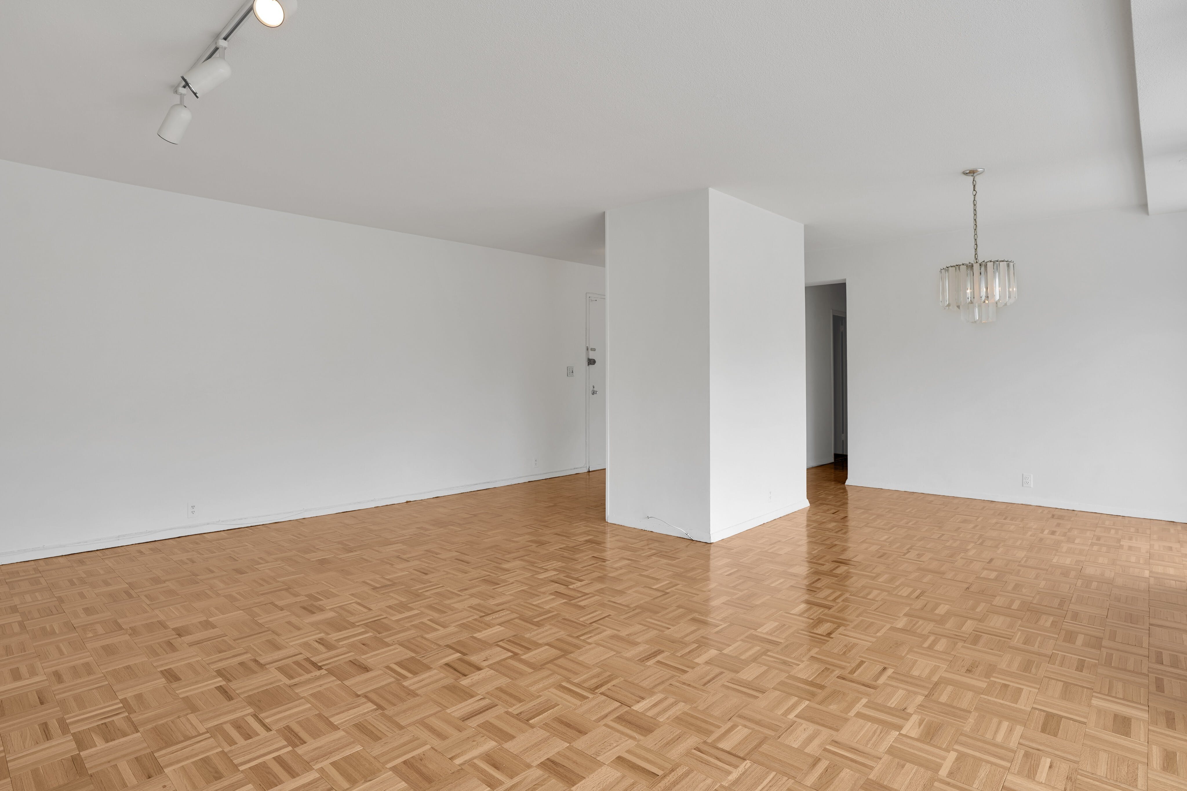 4 Horizon Road # 409