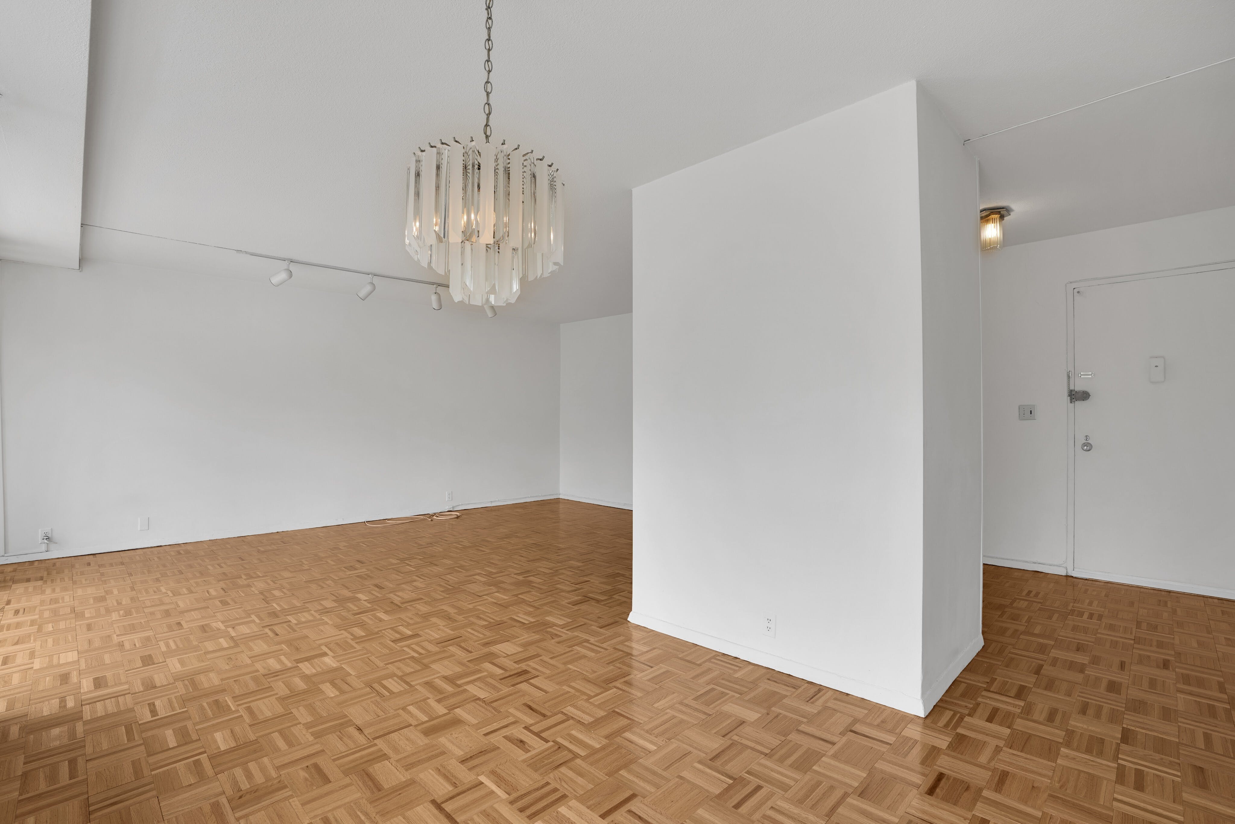 4 Horizon Road # 409