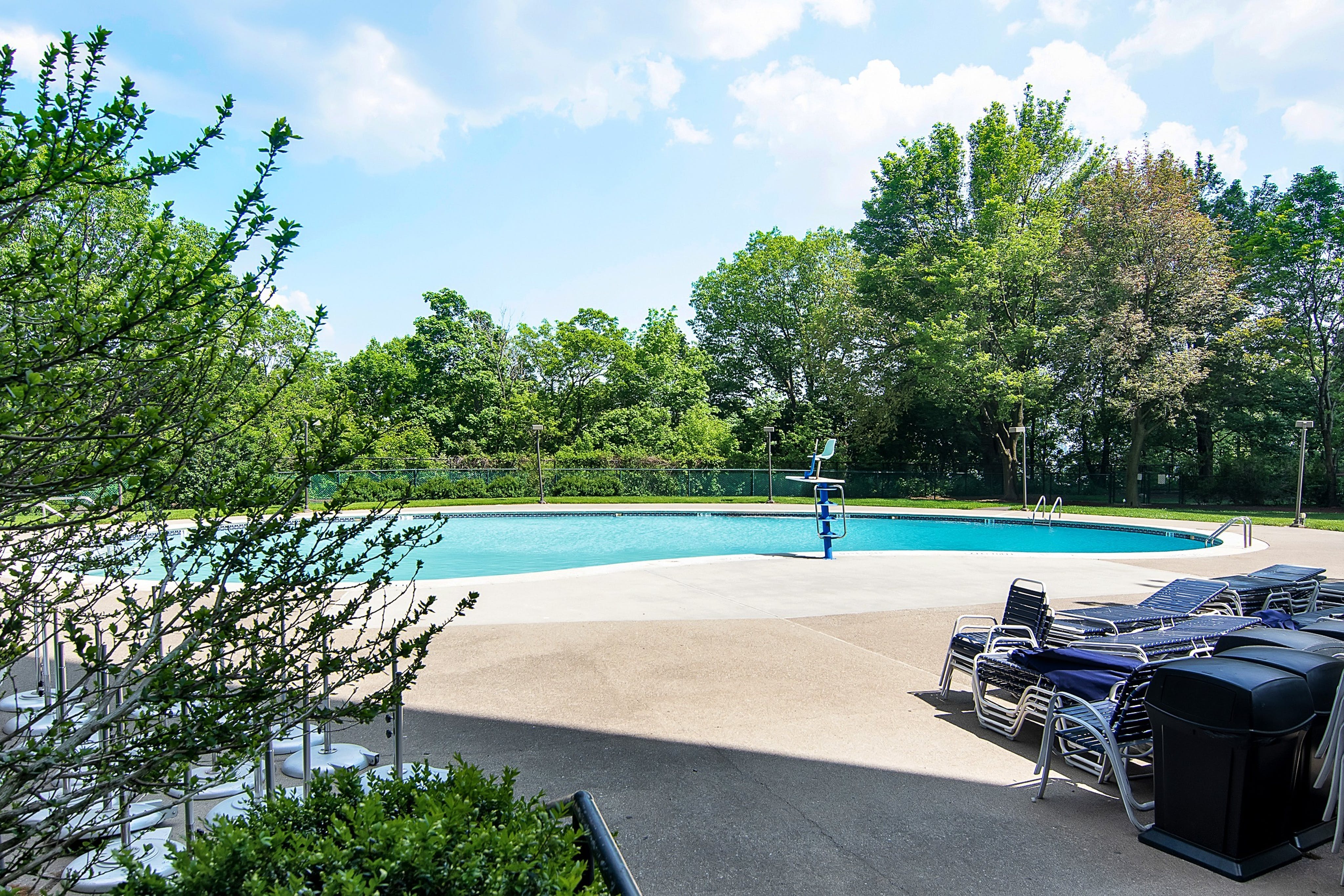 4 Horizon Road # 409
