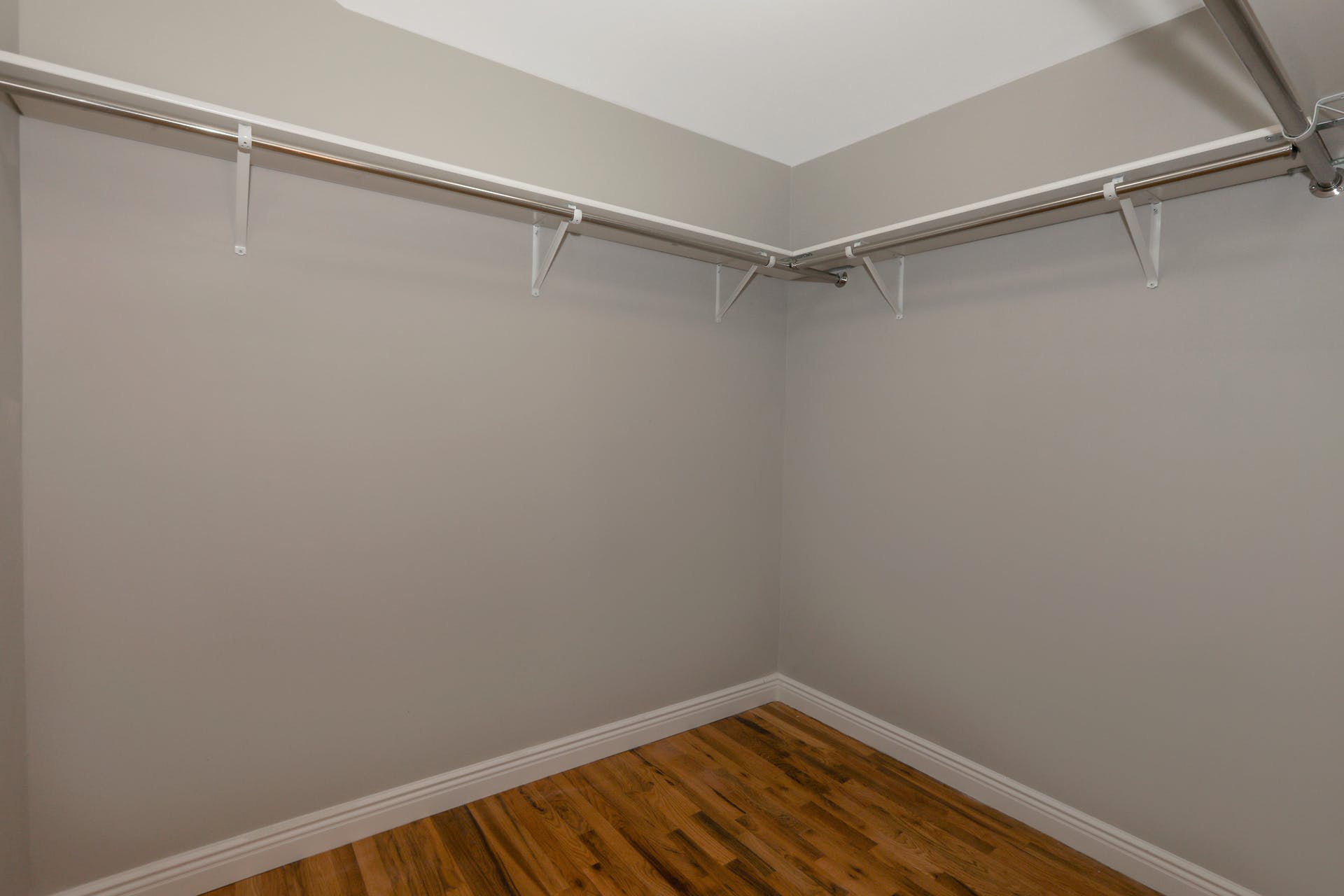 2461A Rossett St. 