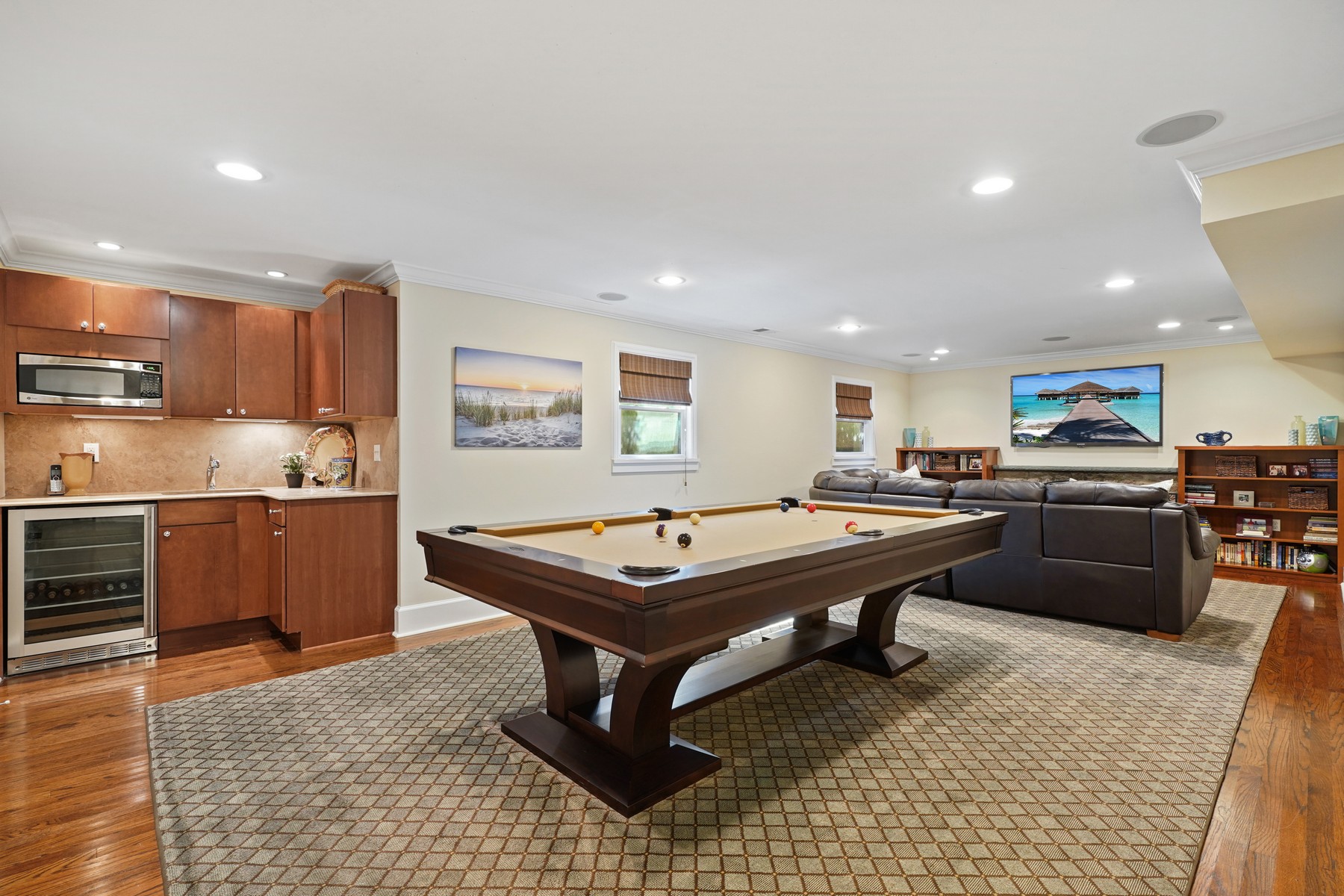 16 Greenview Way