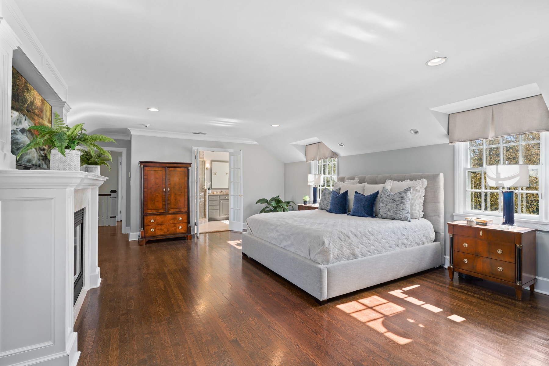 16 Greenview Way
