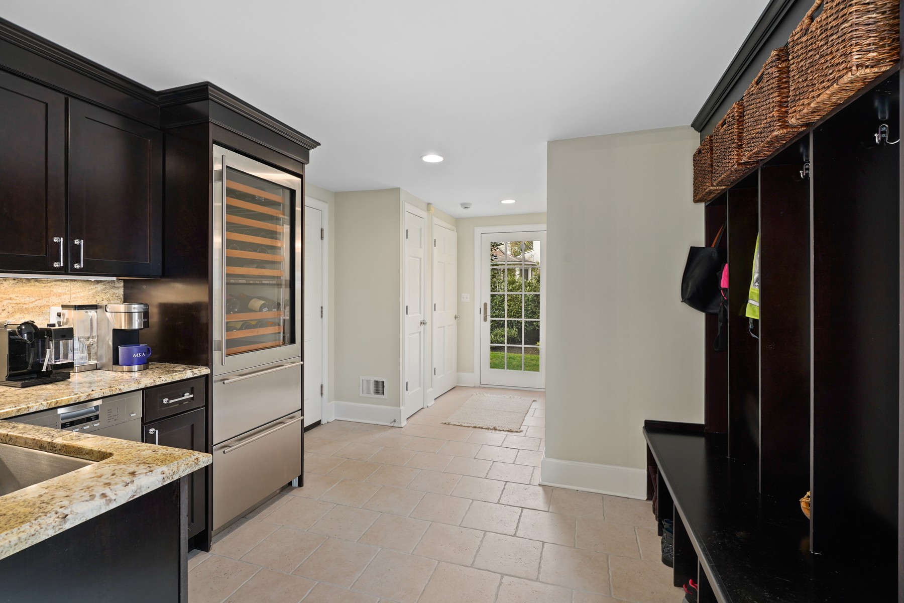 16 Greenview Way