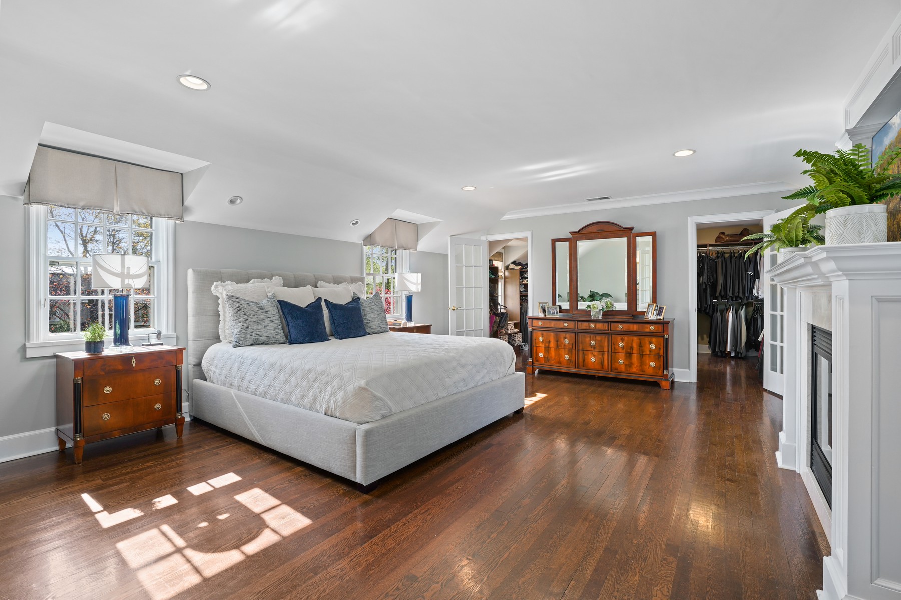16 Greenview Way