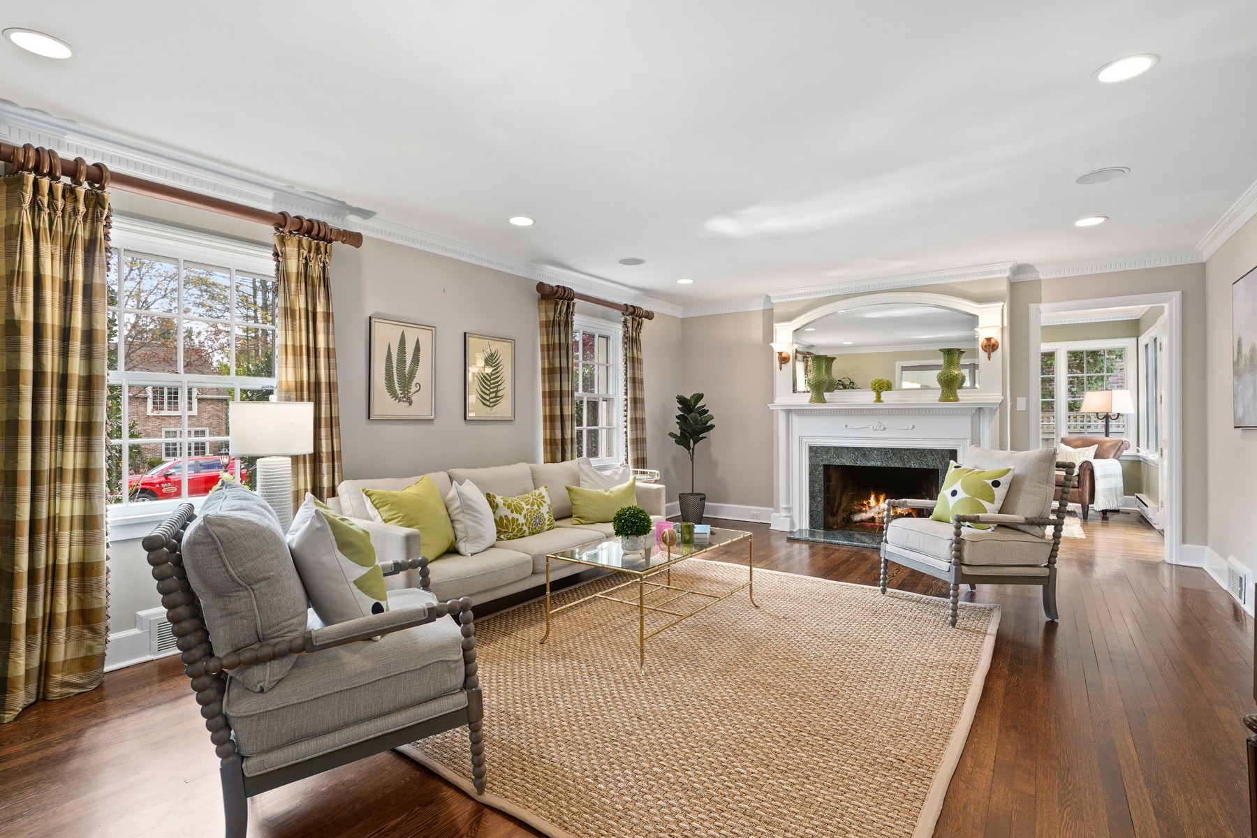16 Greenview Way