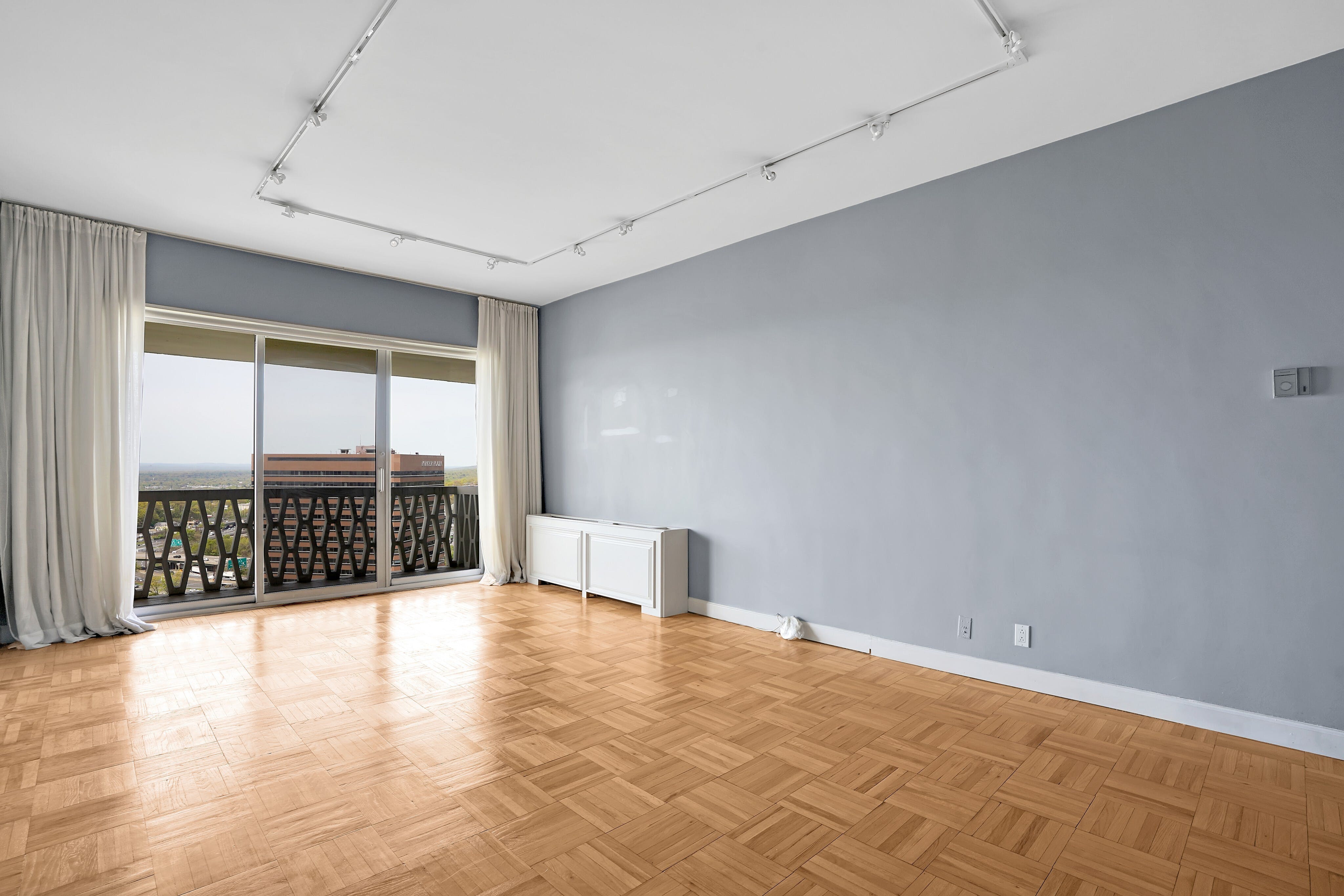 2000 Linwood Avenue #23F Mediterranean South