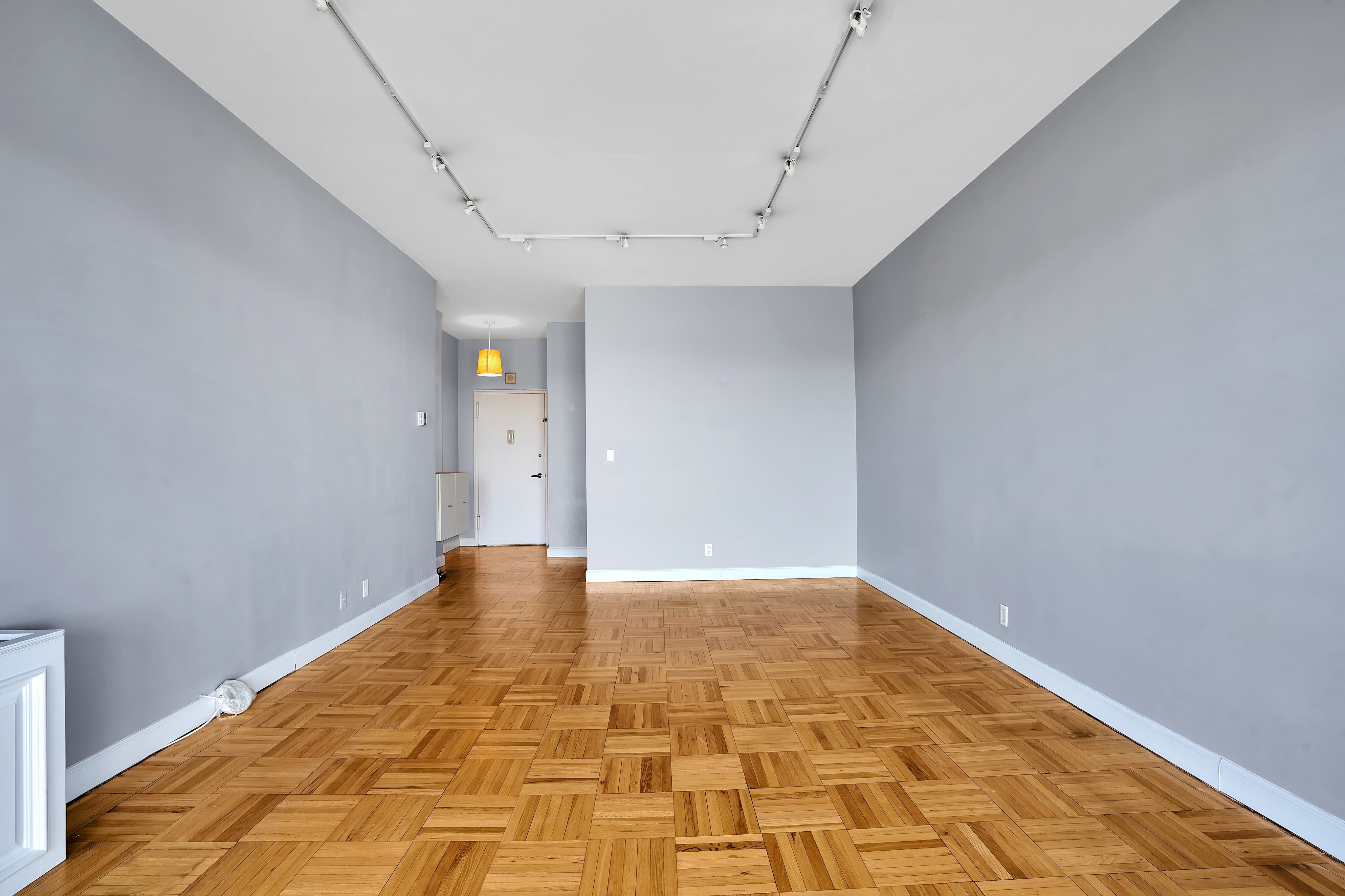 2000 Linwood Avenue #23F Mediterranean South