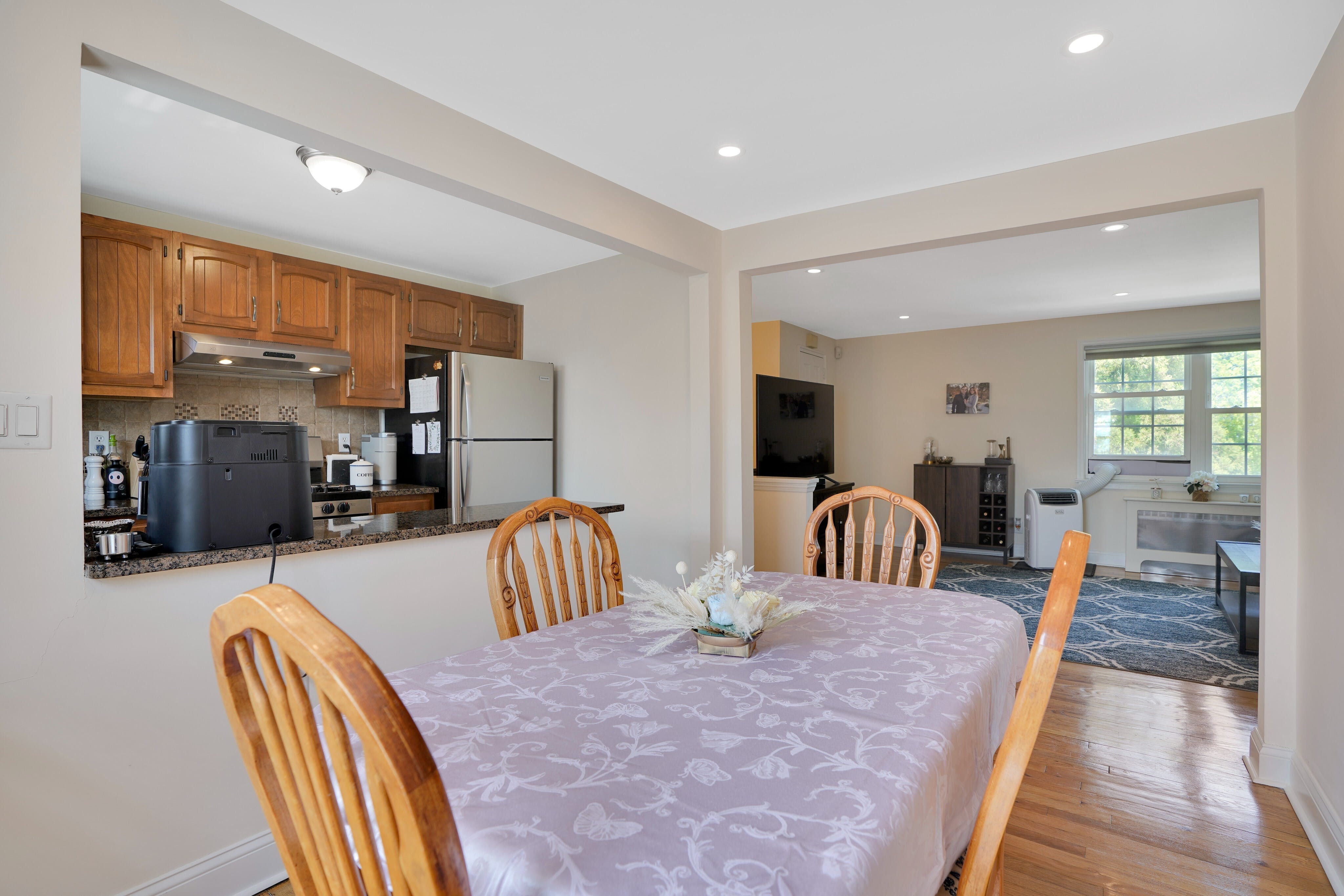 100 Huguenot Avenue Unit 4B