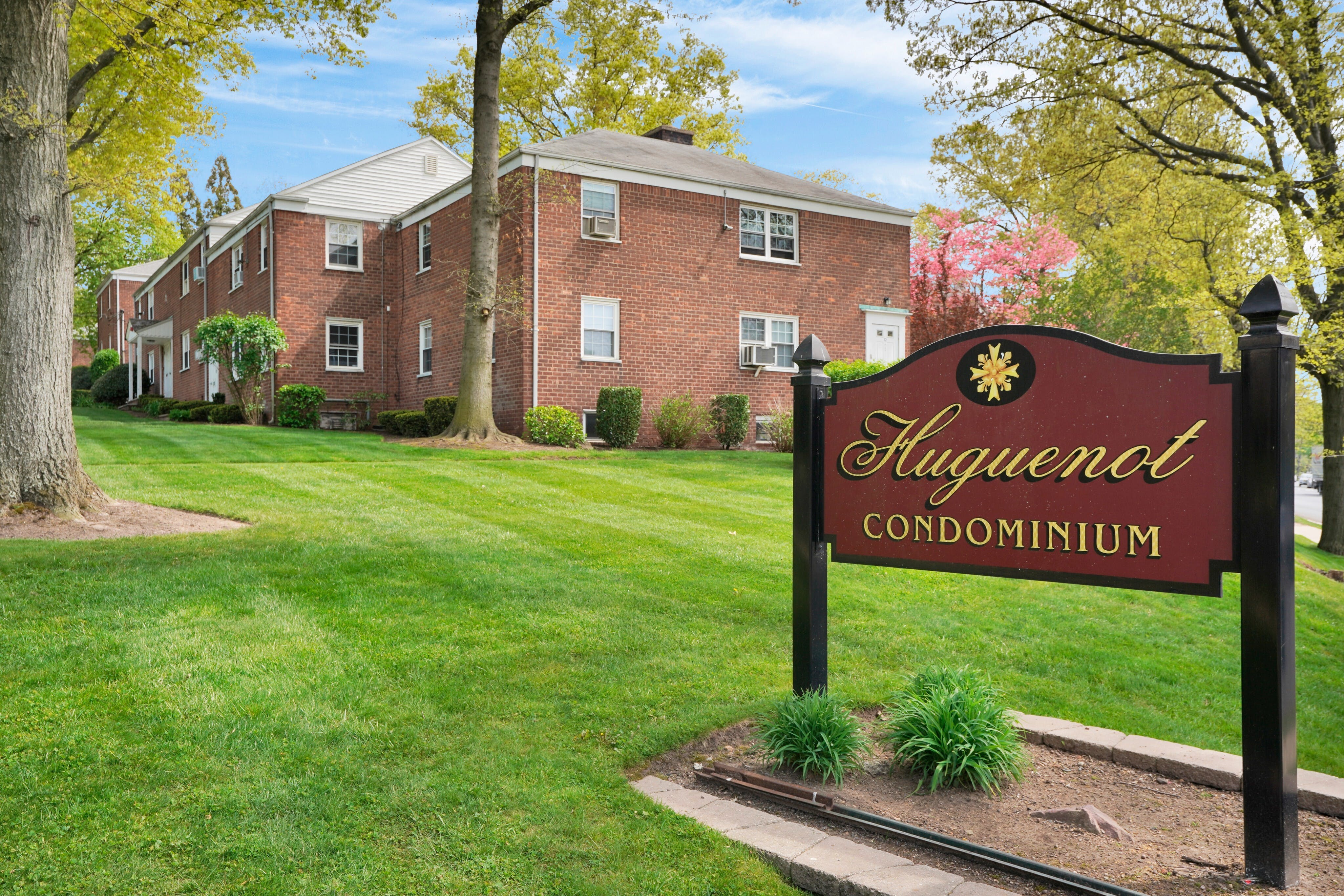 100 Huguenot Avenue Unit 4B