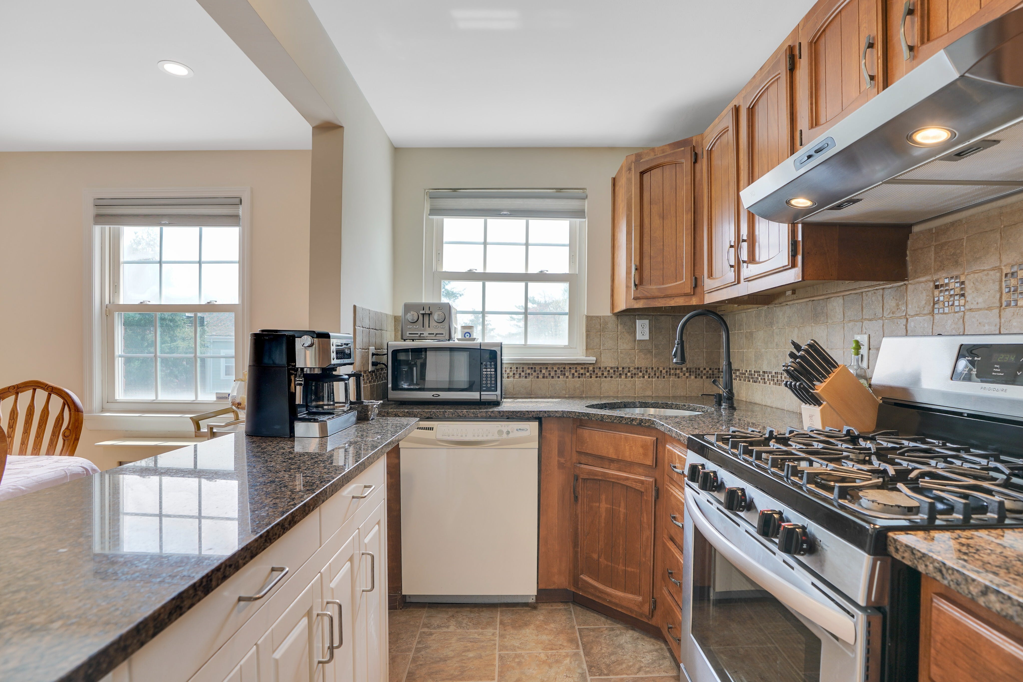 100 Huguenot Avenue Unit 4B