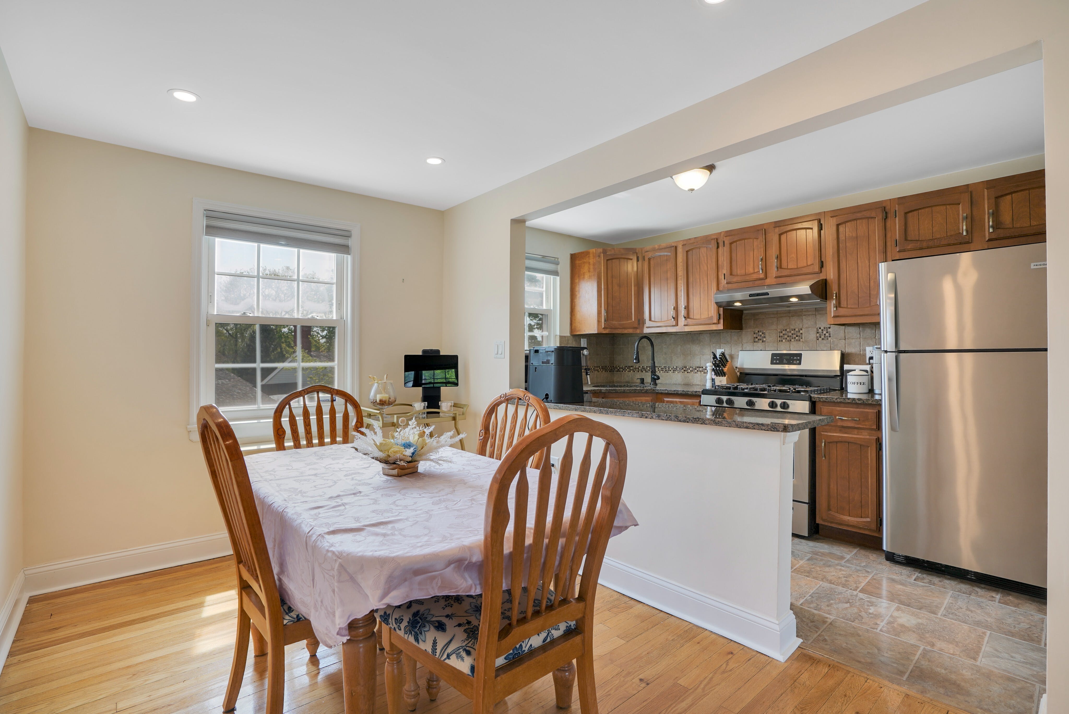 100 Huguenot Avenue Unit 4B