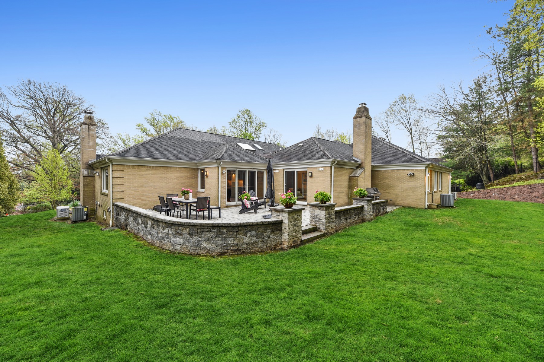 114 South Mountain Avenue