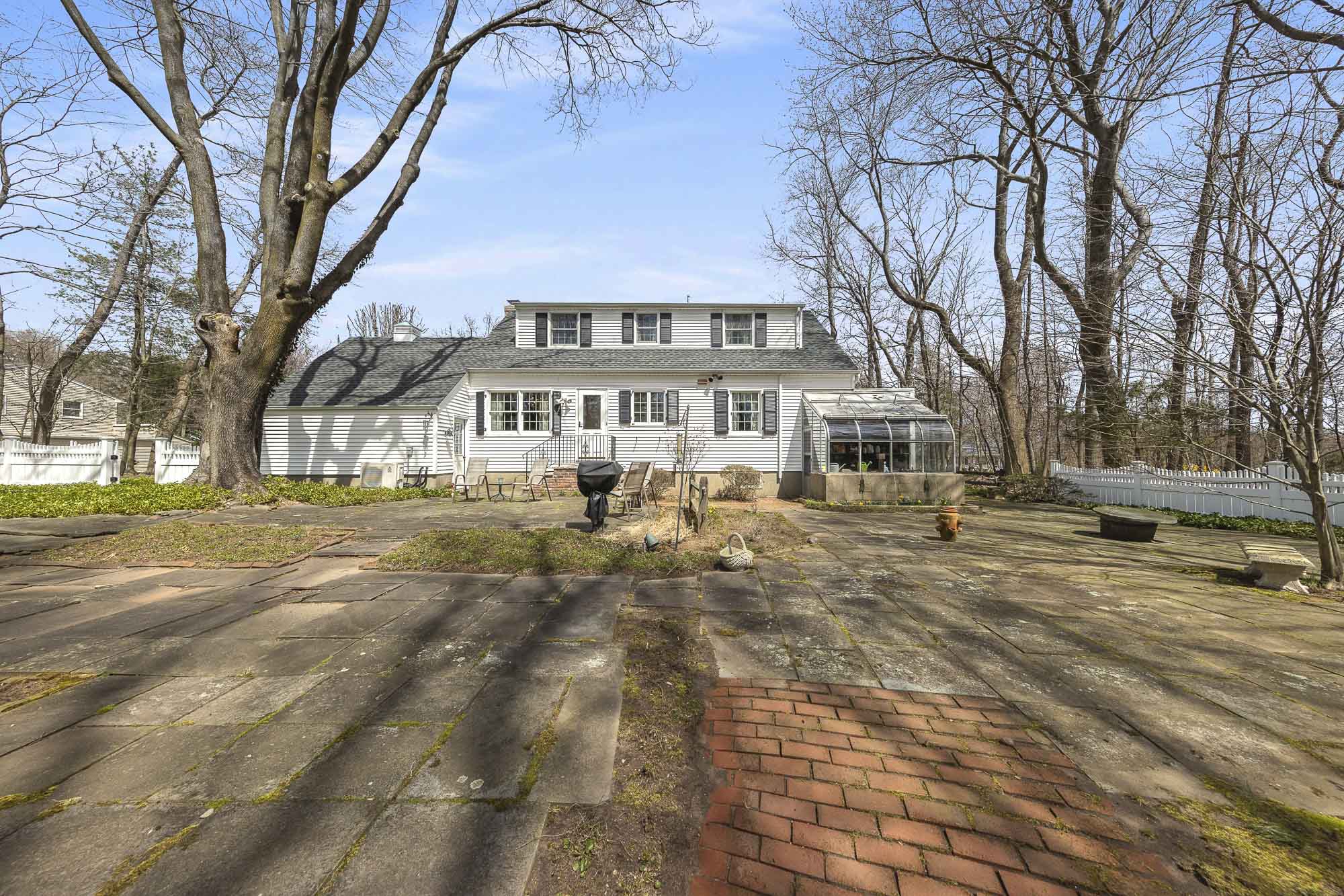 13 Provost Dr