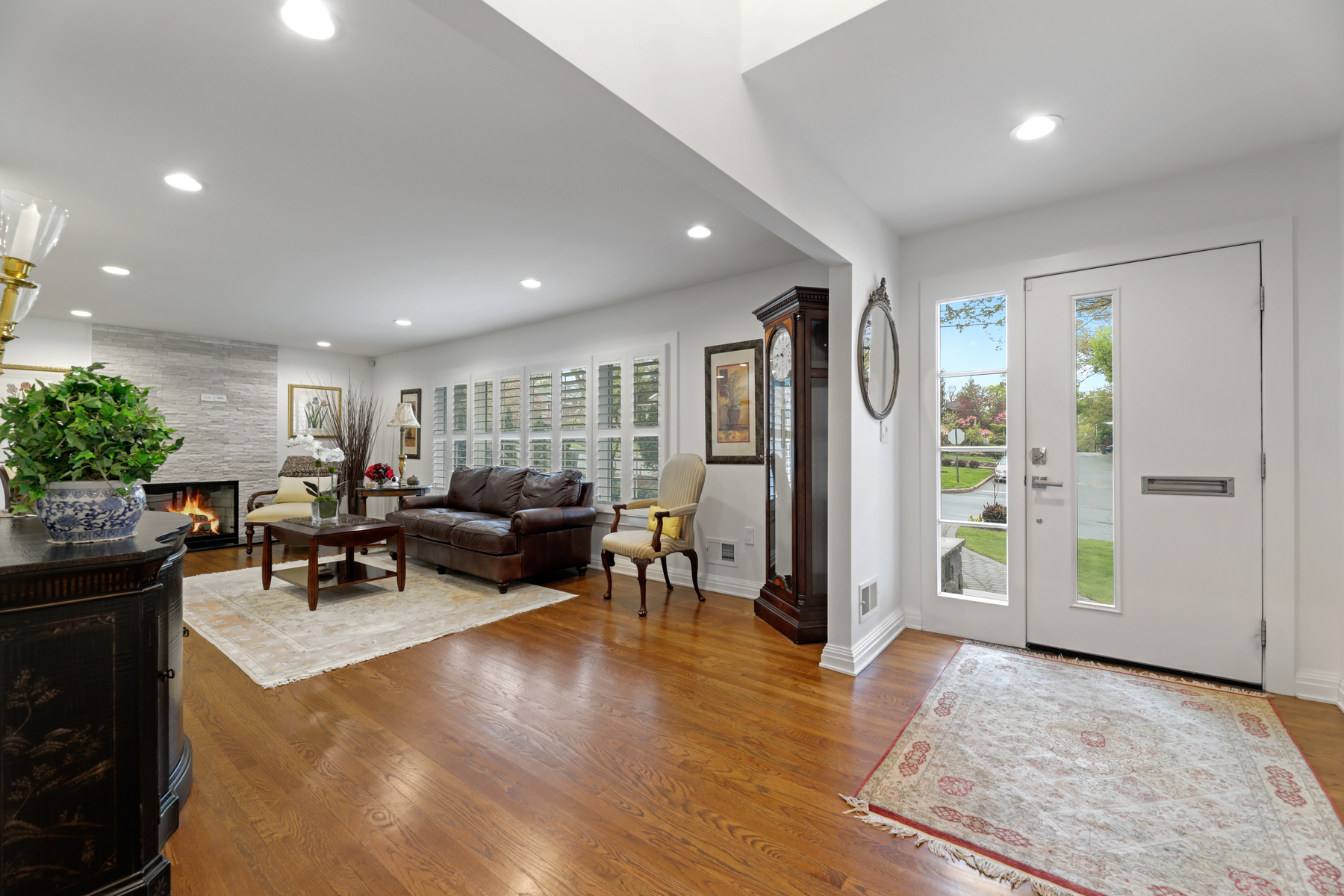 15 Kim Hunter Rd
