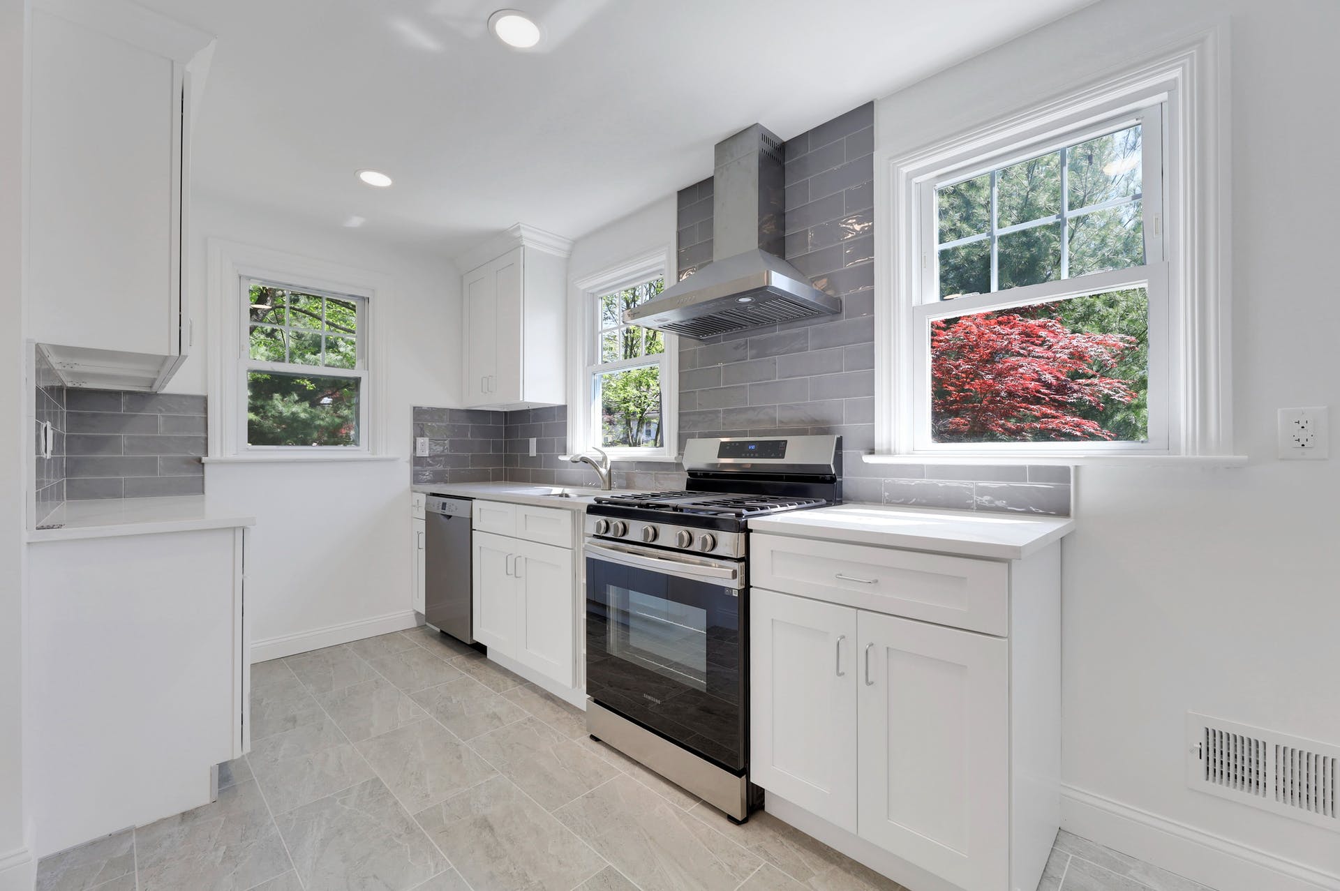 177 Riveredge Rd